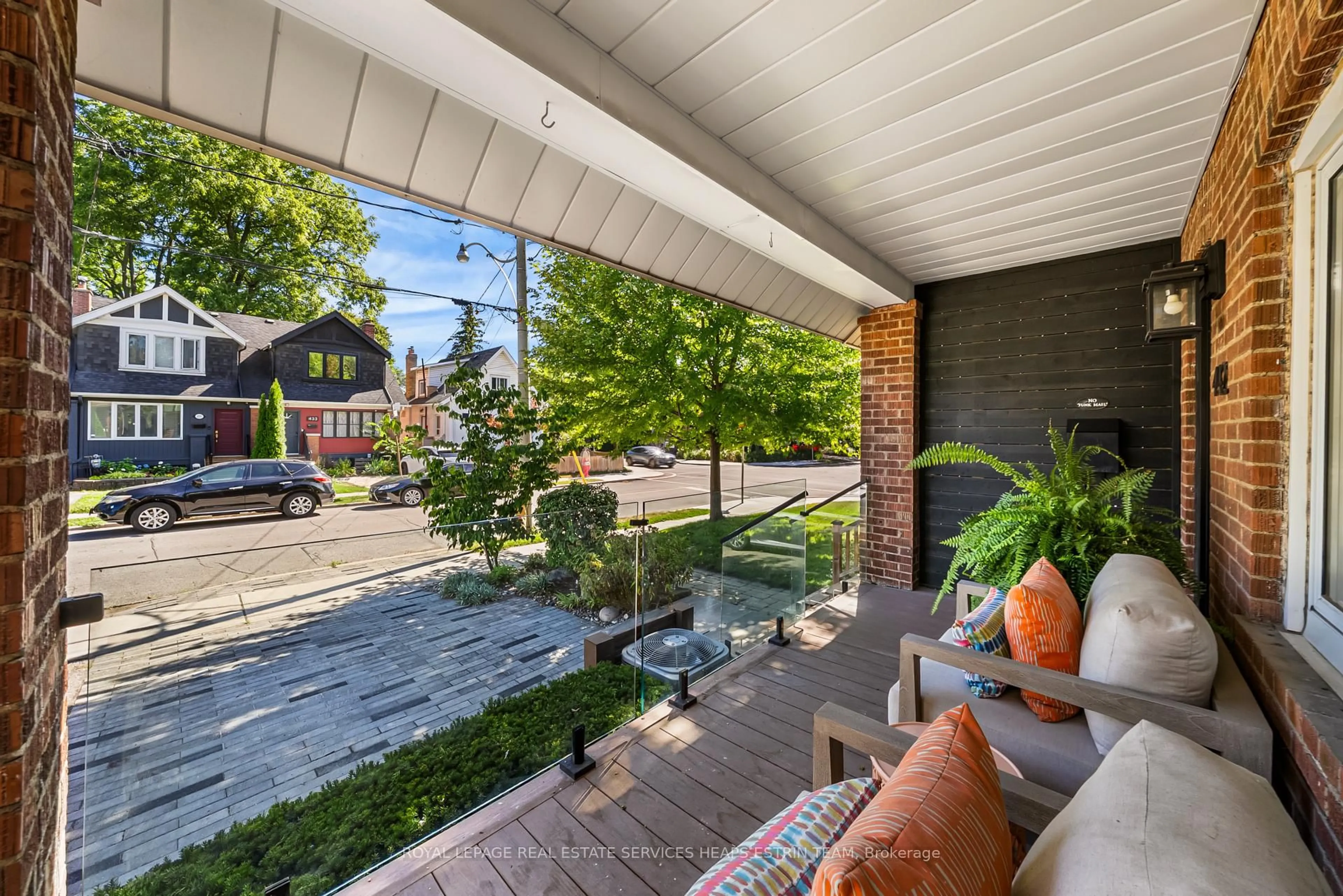 Patio, street for 442 Hillsdale Ave, Toronto Ontario M4S 1V2