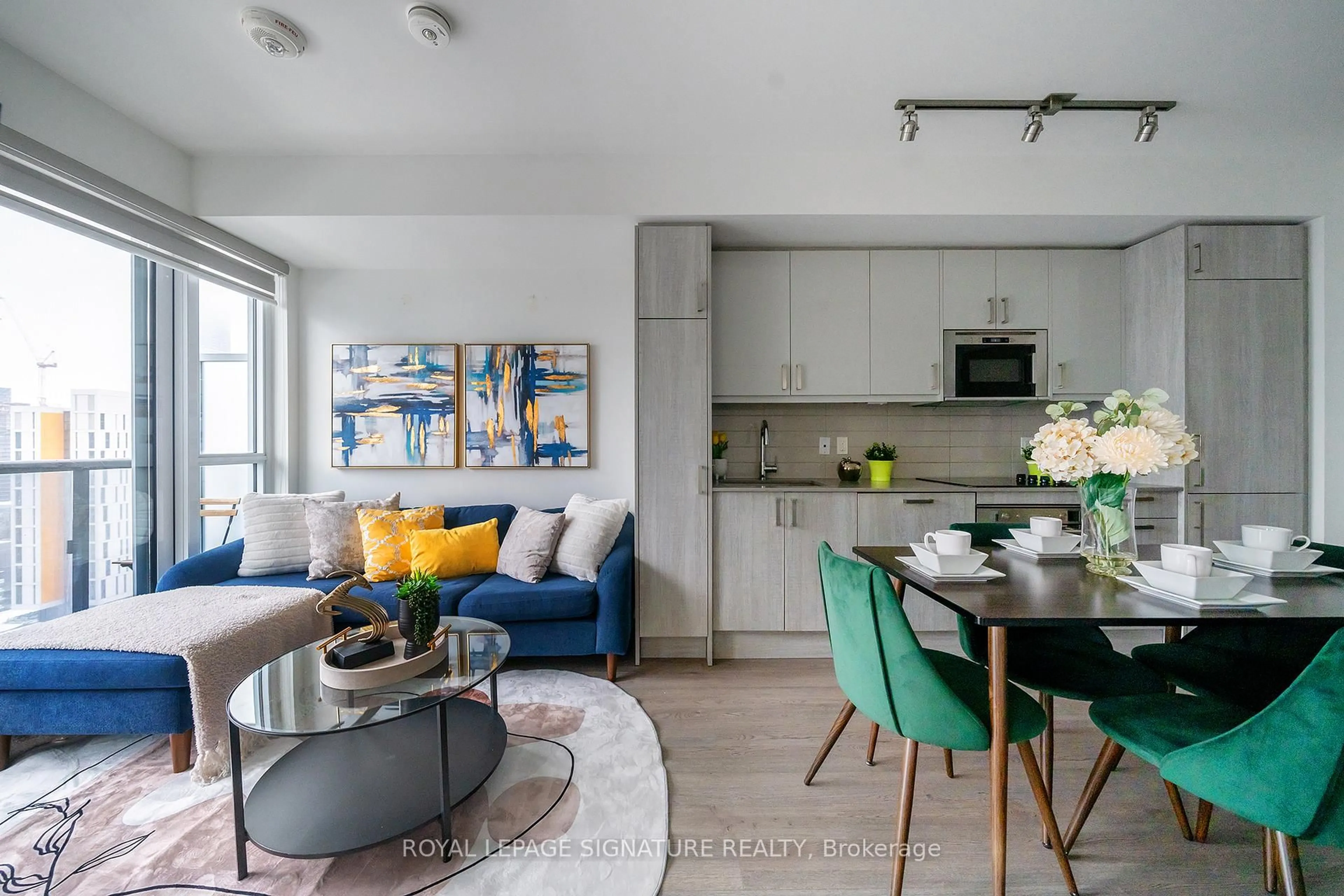 Unknown for 77 Mutual St #3206, Toronto Ontario M5B 2A9