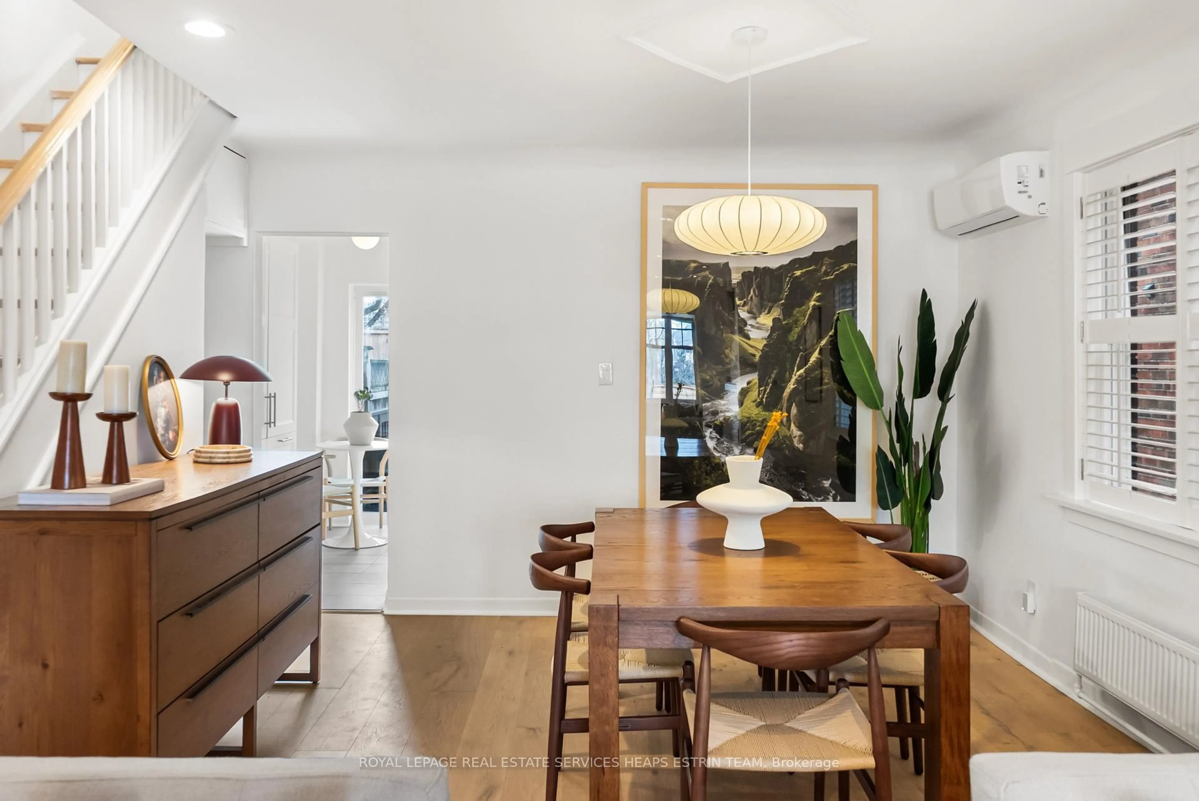 Unknown for 130 Donegall Dr, Toronto Ontario M4G 3G8