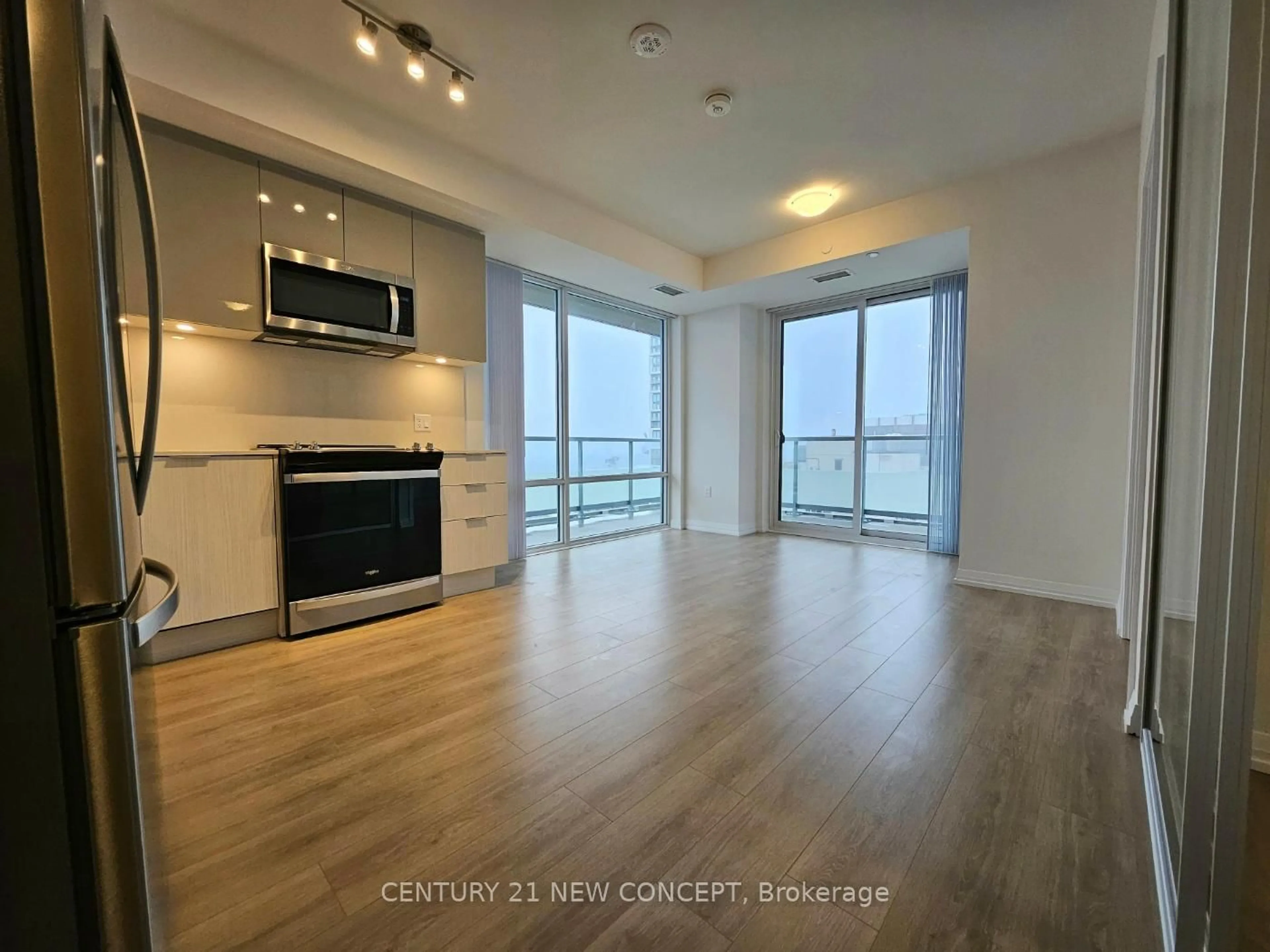 A pic of a room for 25 Holly St #2109, Toronto Ontario M4S 3C2