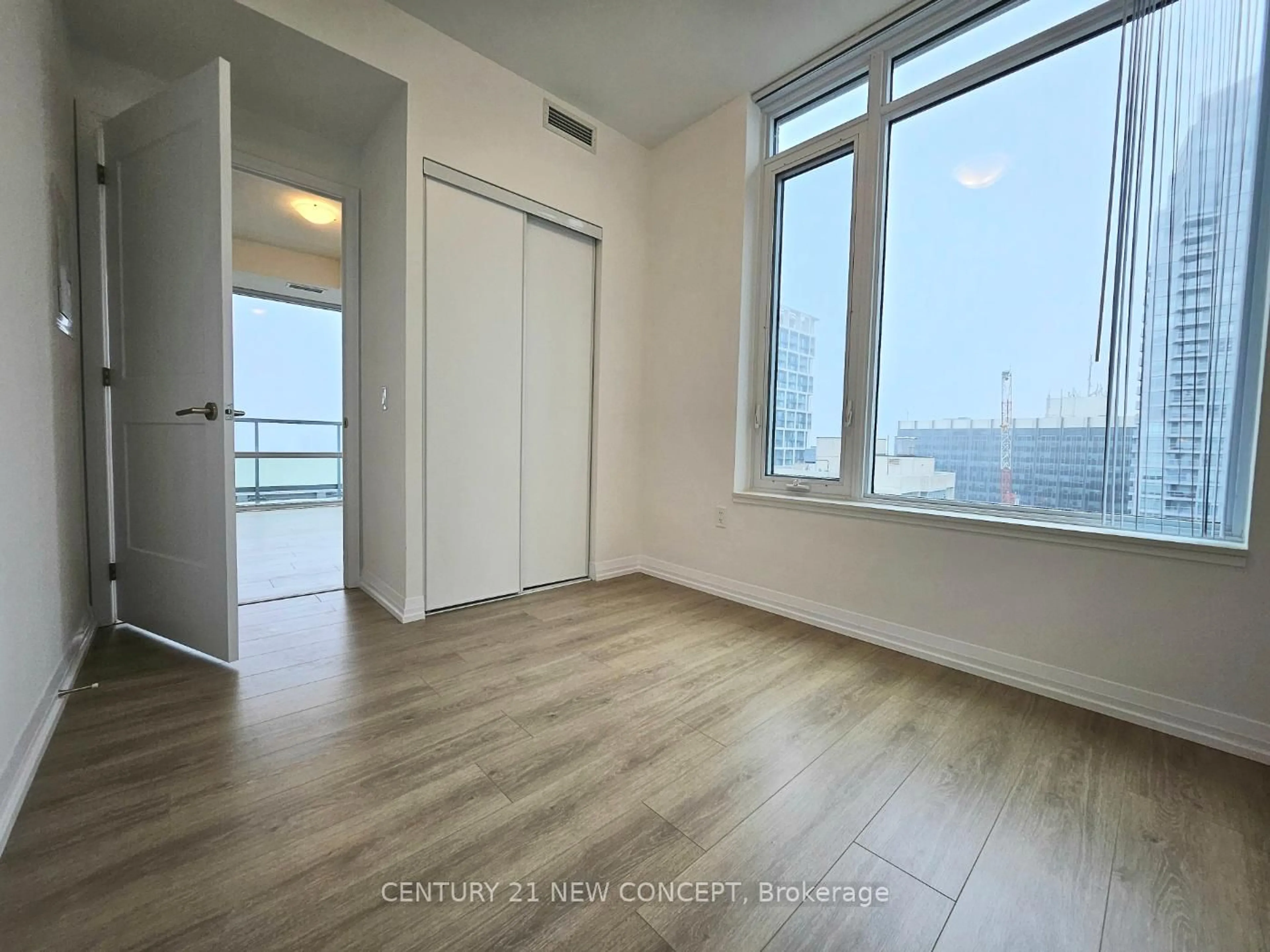 A pic of a room for 25 Holly St #2109, Toronto Ontario M4S 3C2