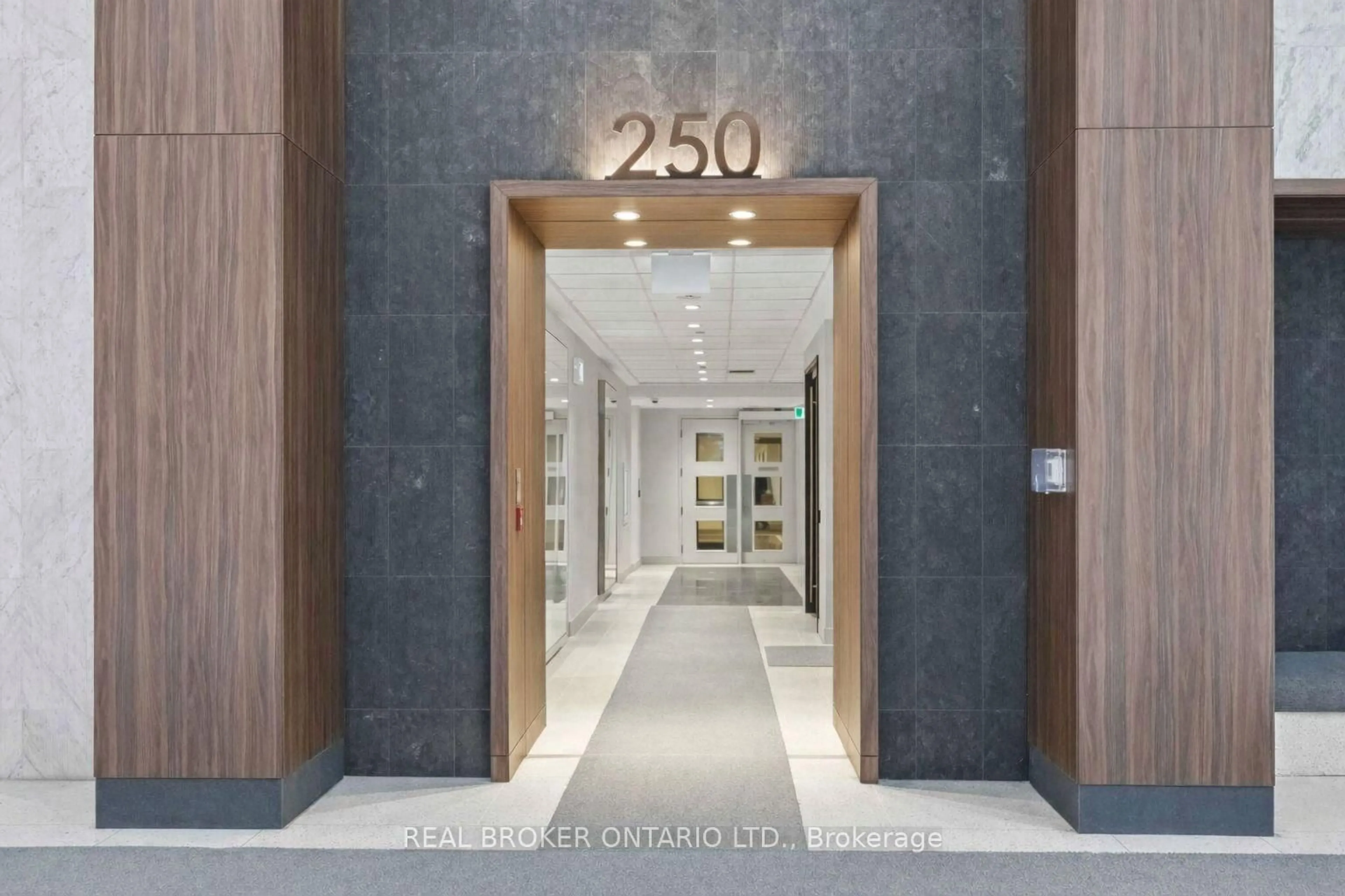Indoor foyer for 250 Wellington St #636, Toronto Ontario M5V 3P6