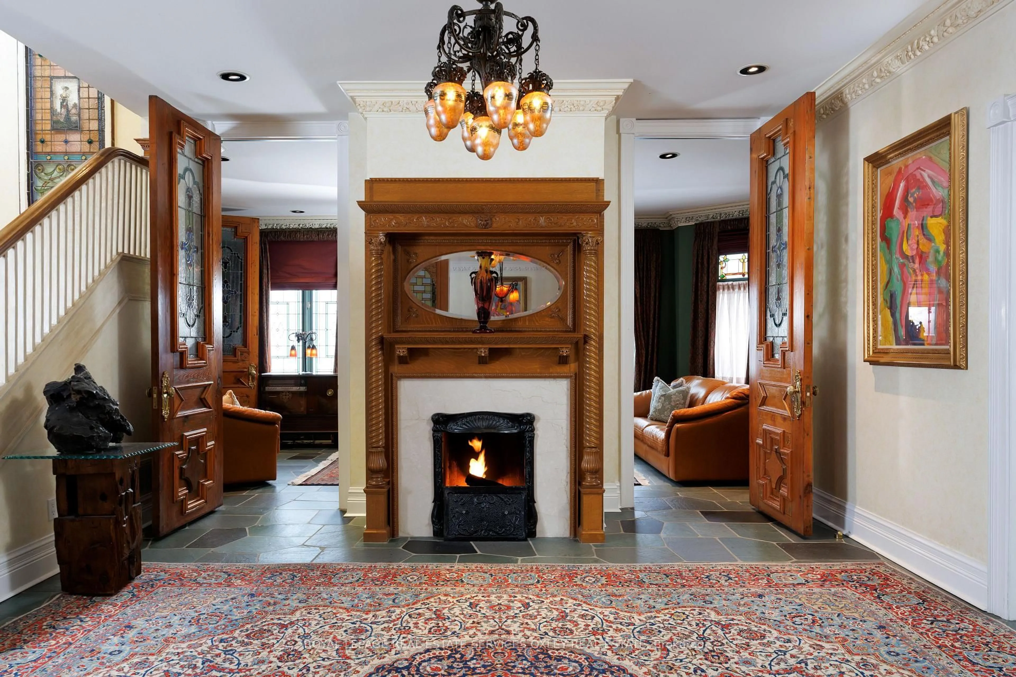 Indoor foyer for 5 Castle Frank Cres, Toronto Ontario M4W 3A2