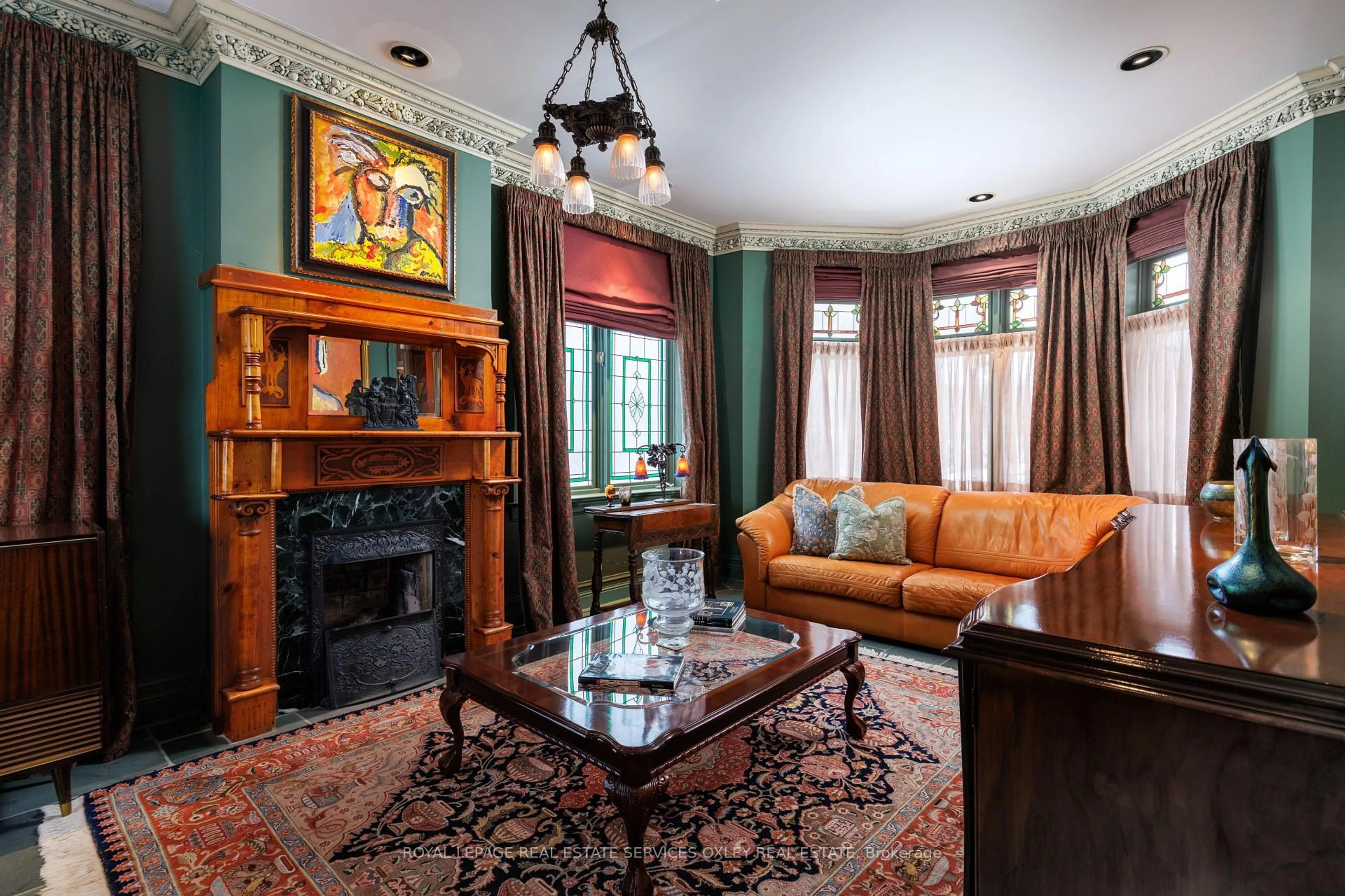 Living room with furniture, unknown for 5 Castle Frank Cres, Toronto Ontario M4W 3A2