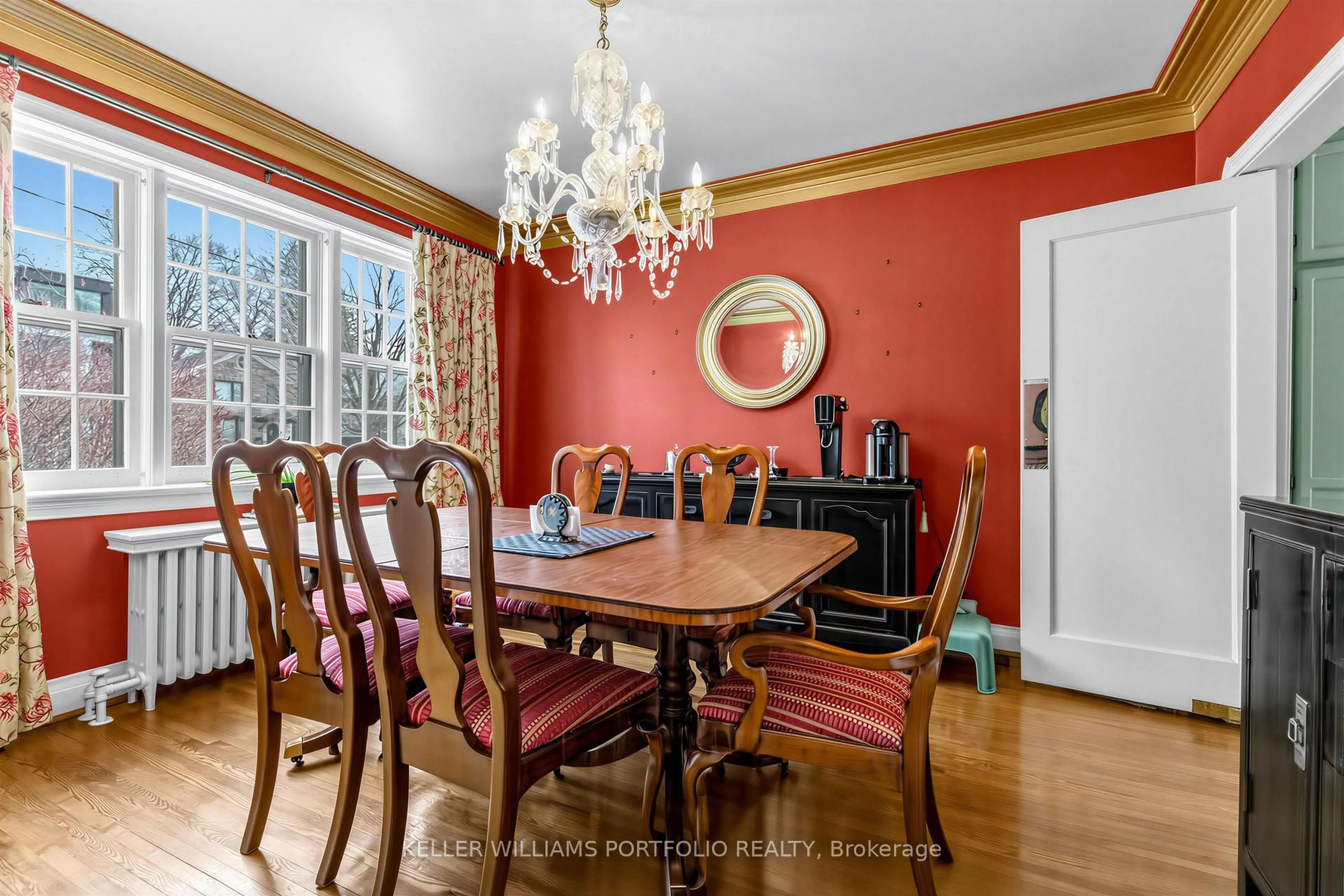 Dining room, wood/laminate floor for 22 Glen Cedar Rd, Toronto Ontario M6C 3G1
