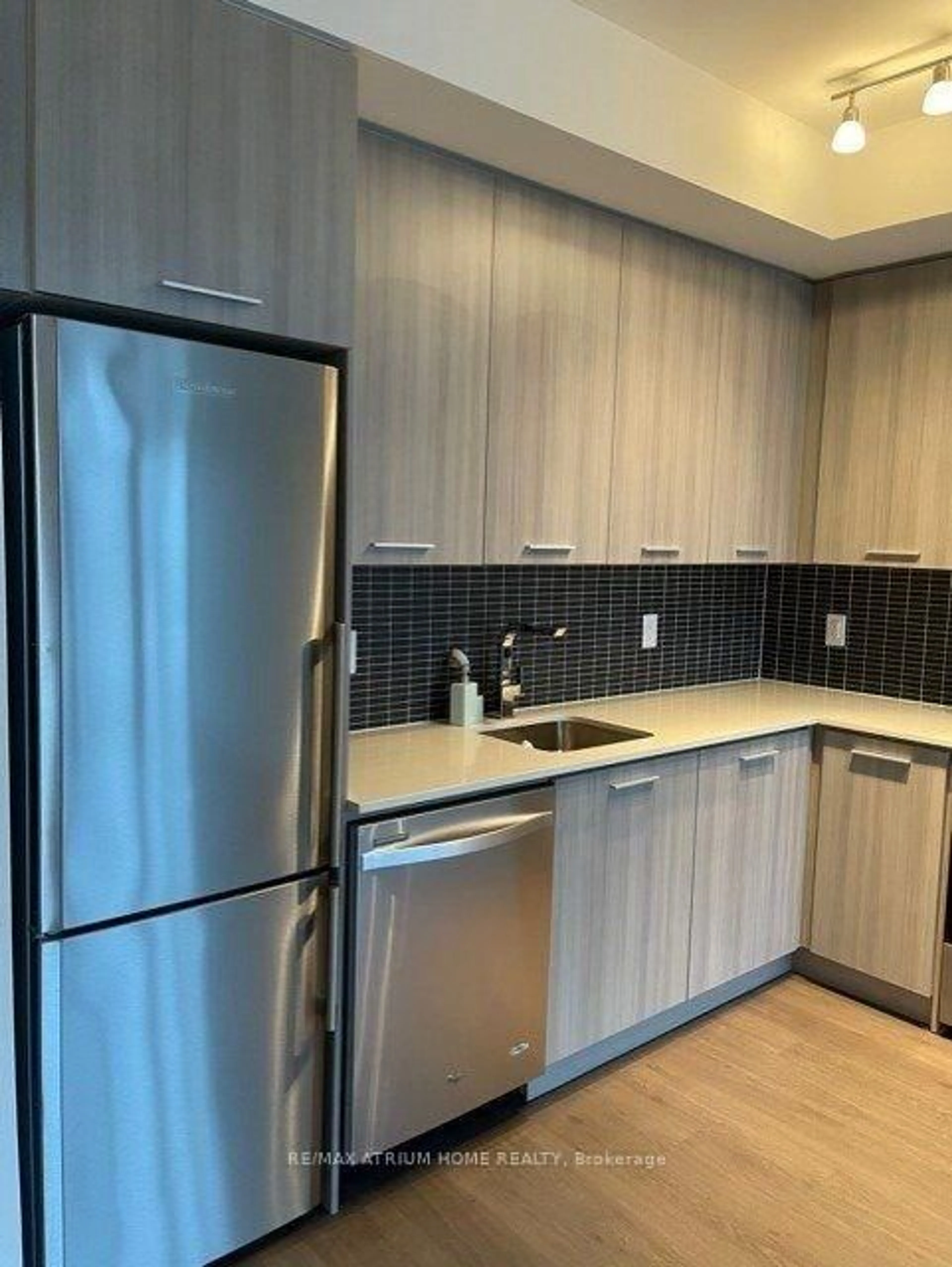 Standard kitchen, unknown for 105 George St #1802, Toronto Ontario M5S 3E6