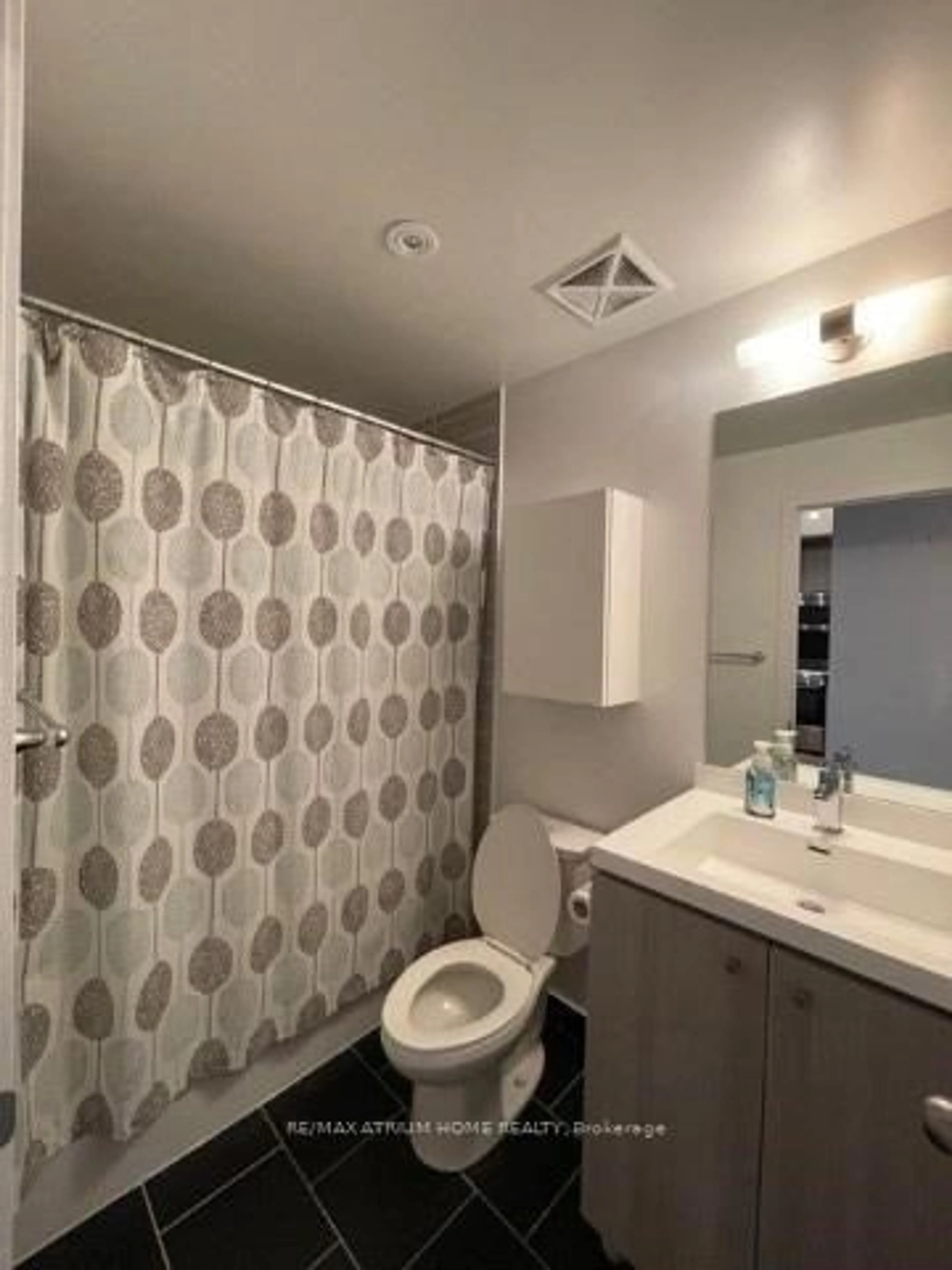 Standard bathroom, unknown for 105 George St #1802, Toronto Ontario M5S 3E6