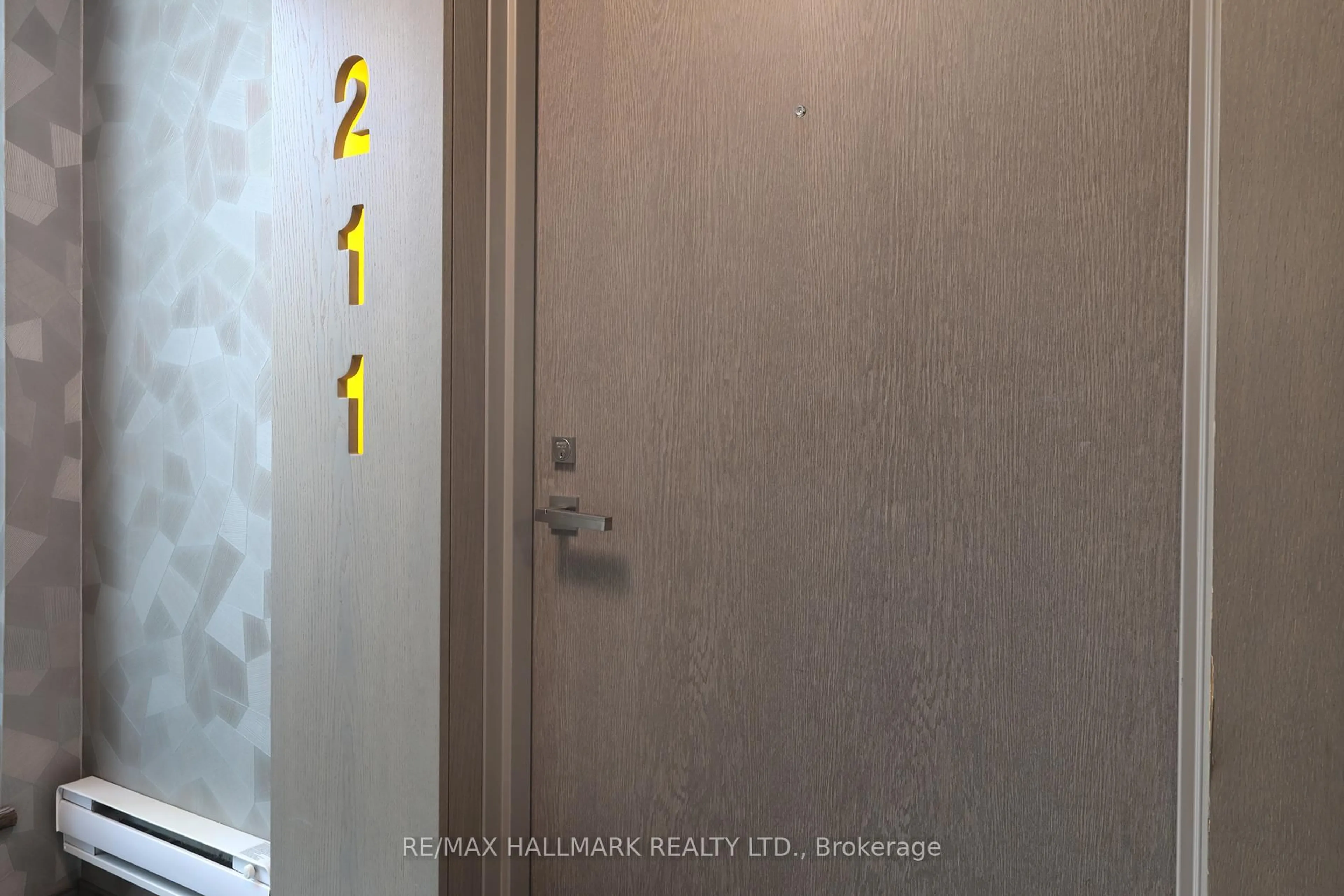 A pic of a room for 109 Ossington Ave #211, Toronto Ontario M6J 2Z2