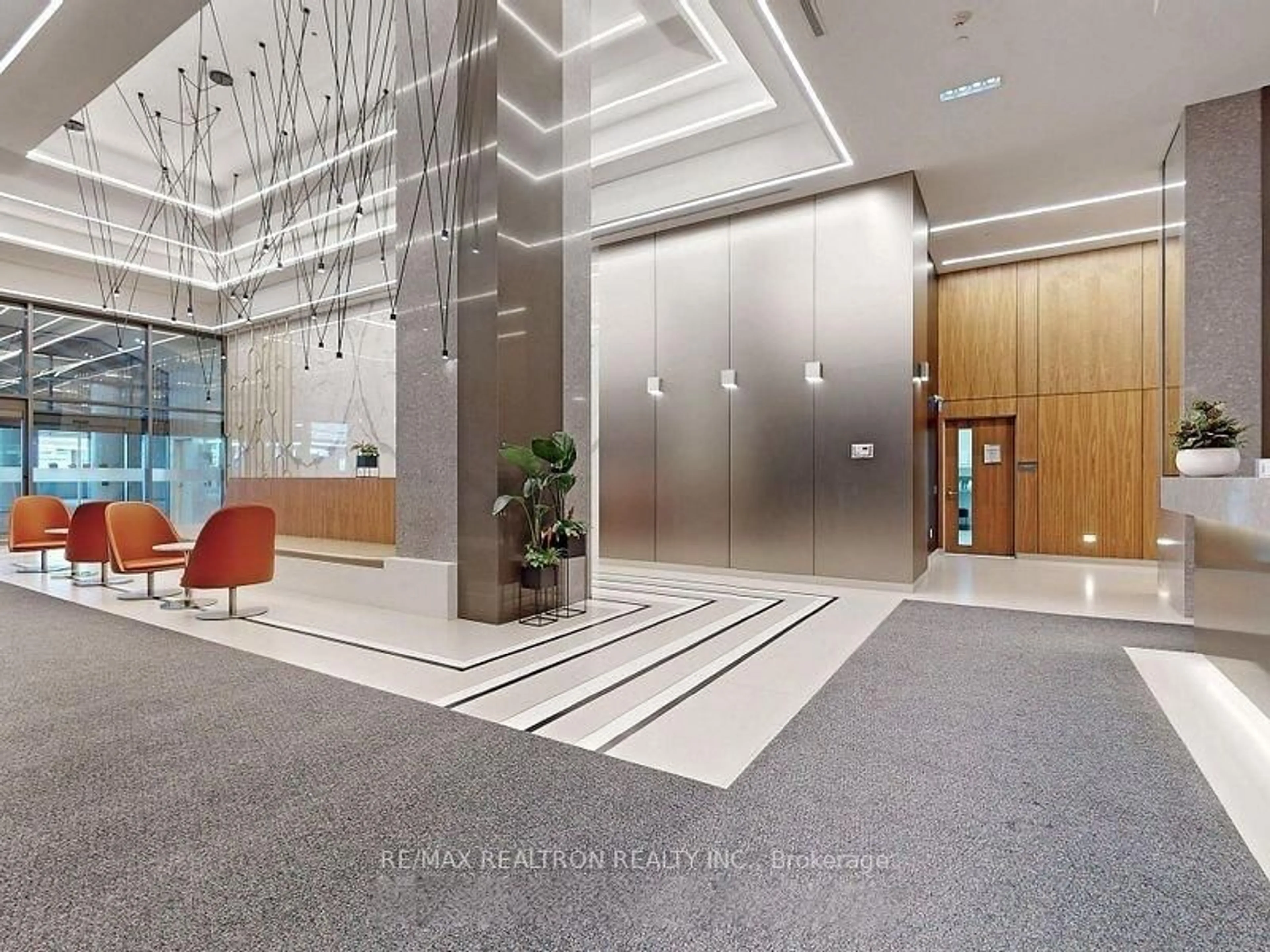 Indoor foyer for 28 Freeland St #2910, Toronto Ontario M5E 0E3