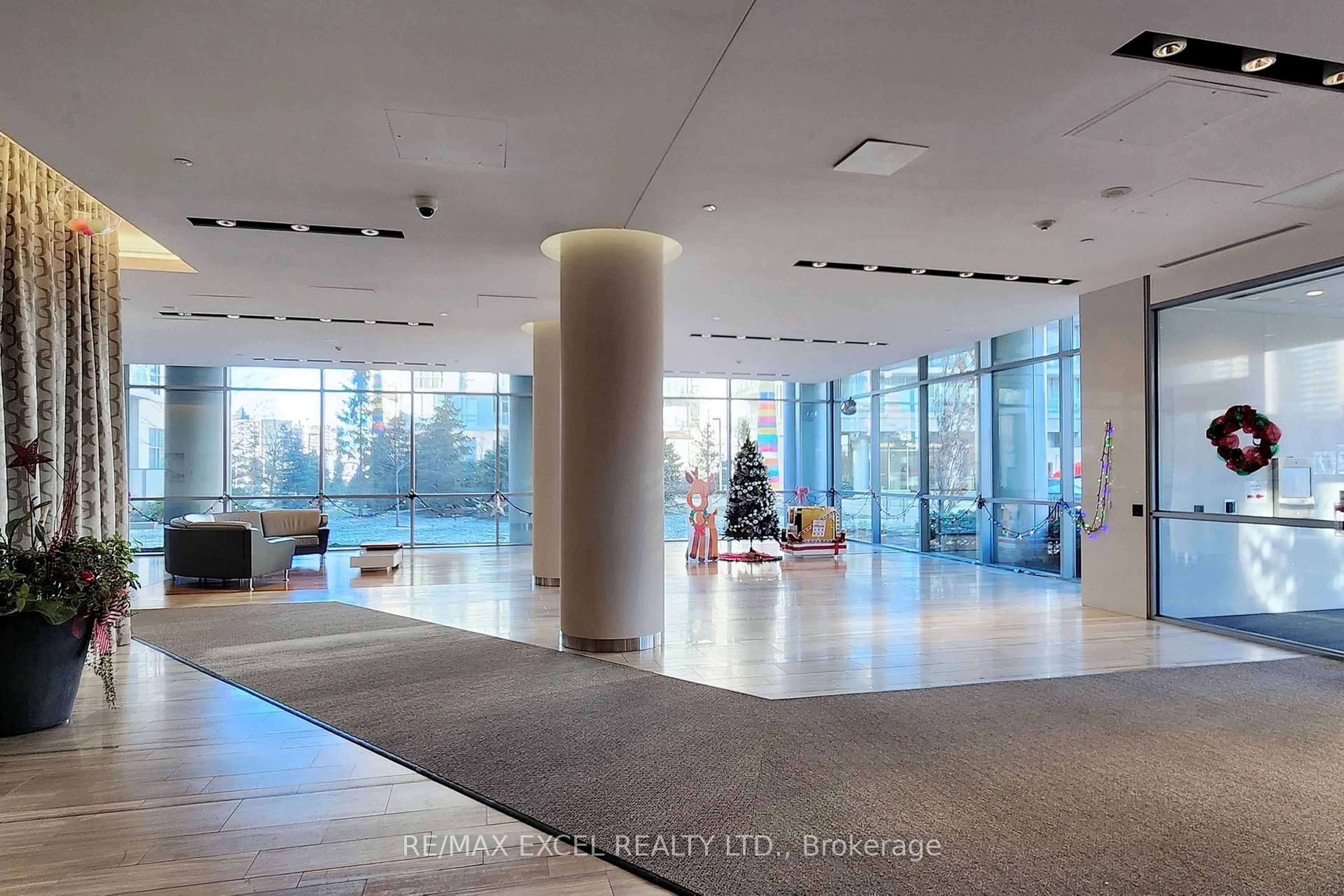 Lobby for 66 Forest Manor Rd #1402, Toronto Ontario M2J 0B7