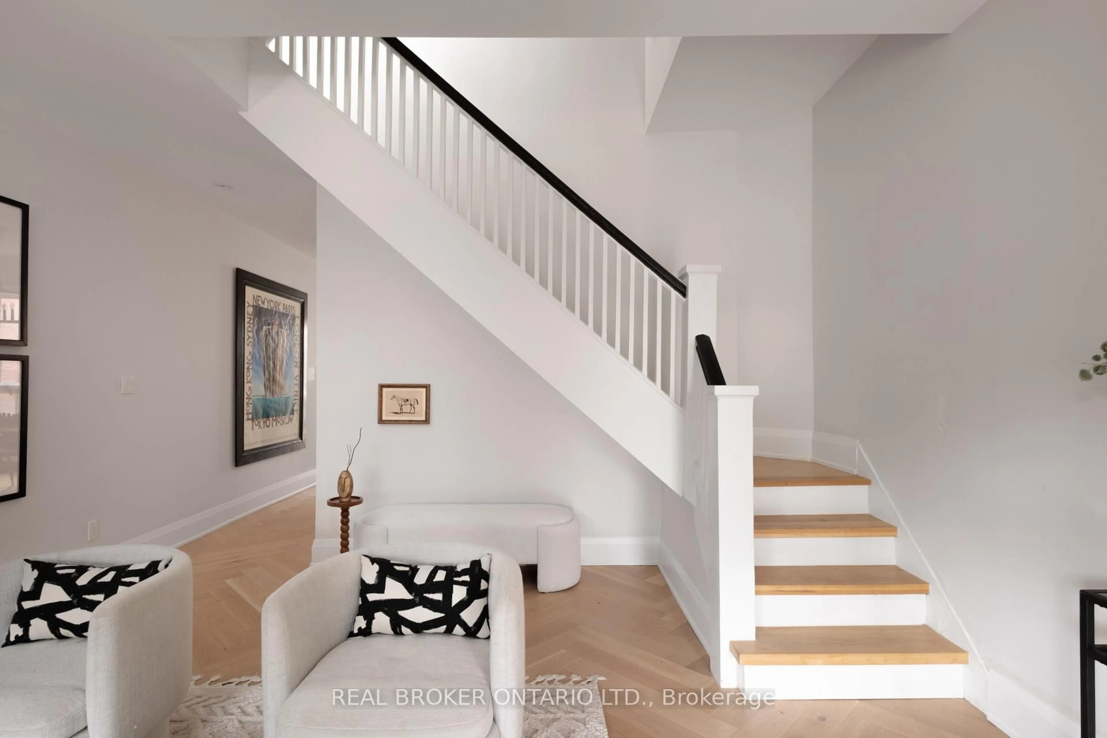 Unknown for 250 Havelock St, Toronto Ontario M6H 3B9