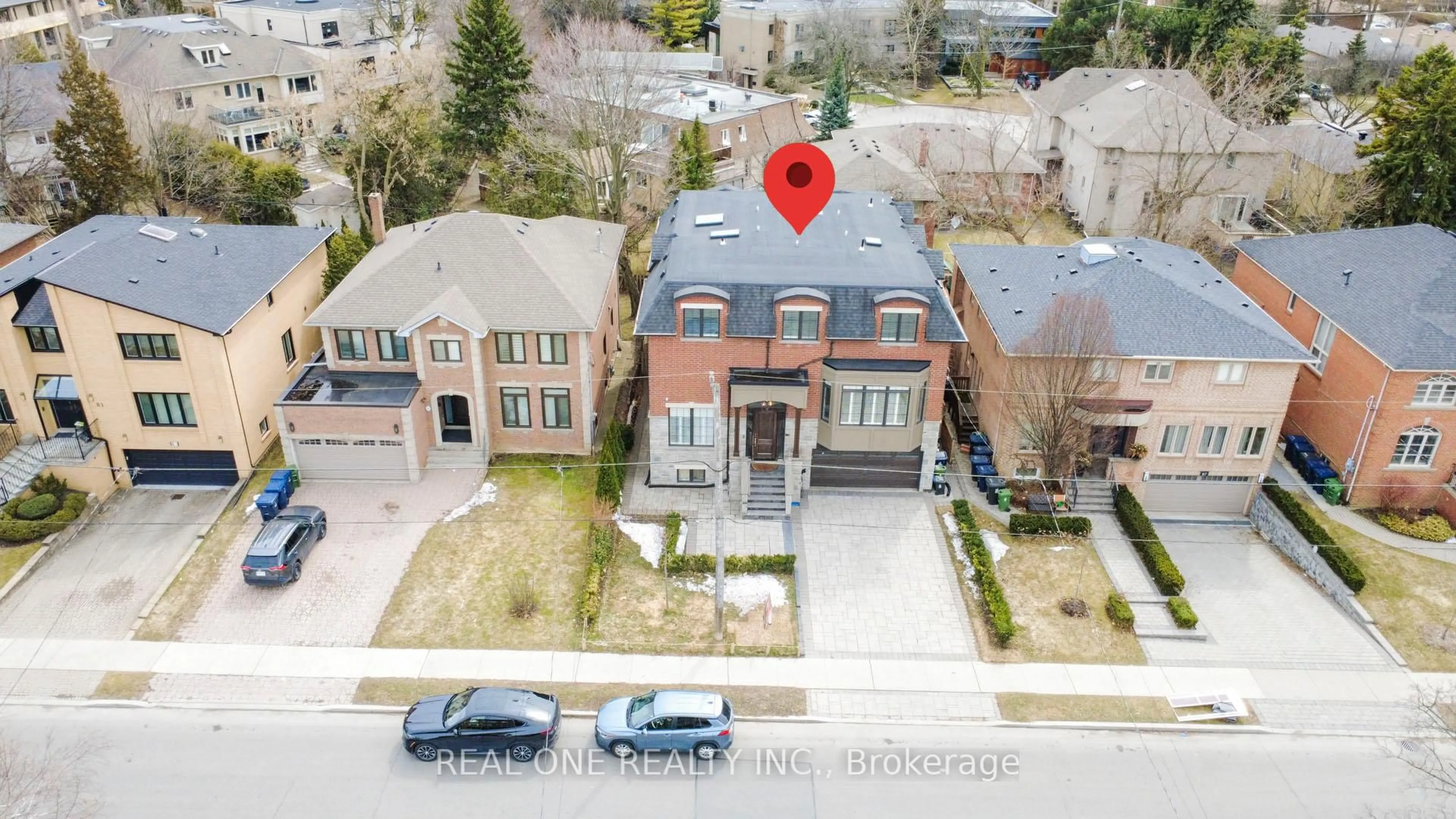 A pic from outside/outdoor area/front of a property/back of a property/a pic from drone, street for 85 Dell Park Ave, Toronto Ontario M6B 2T9