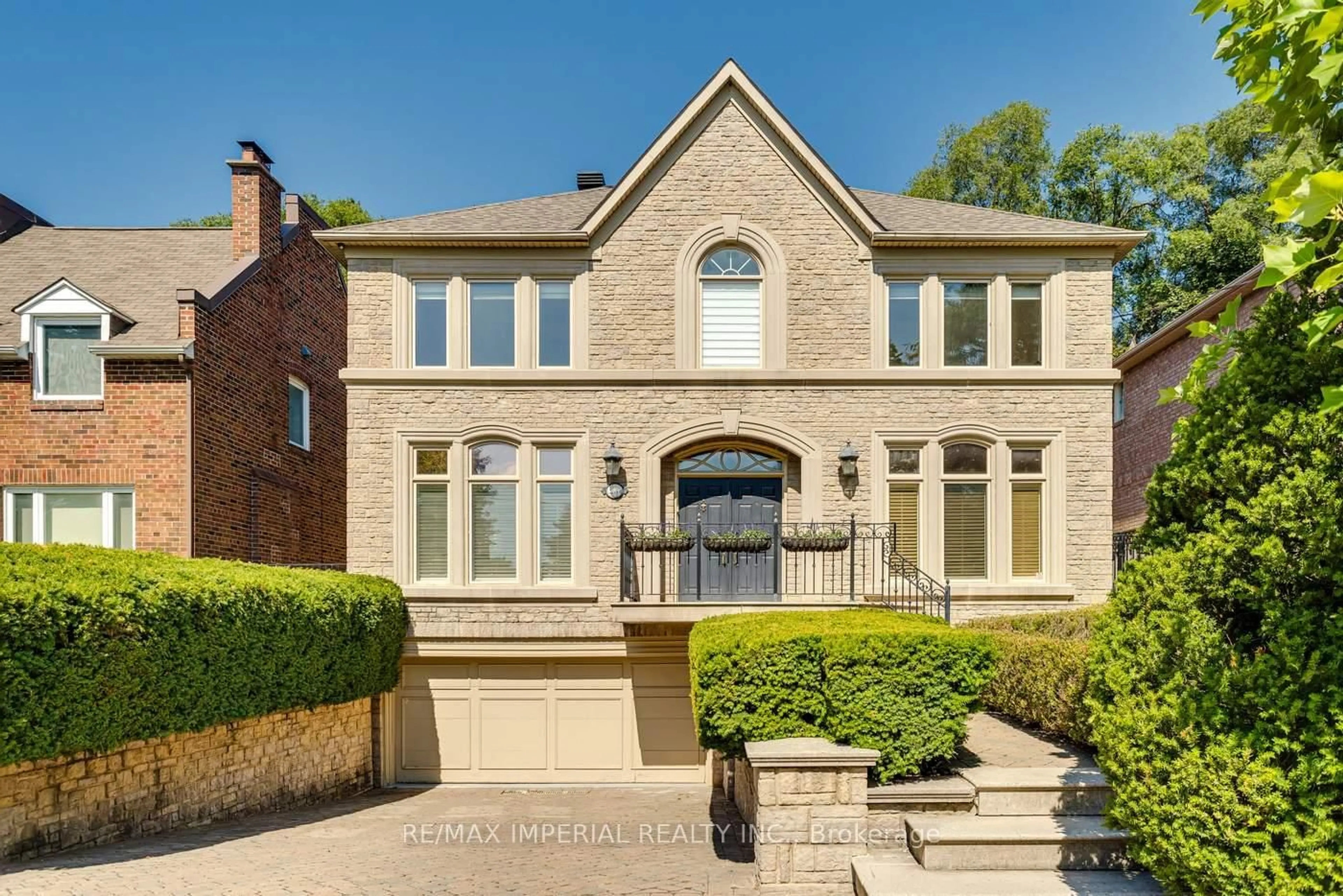 Home with brick exterior material, street for 270 Spring Garden Ave, Toronto Ontario M2N 3G9