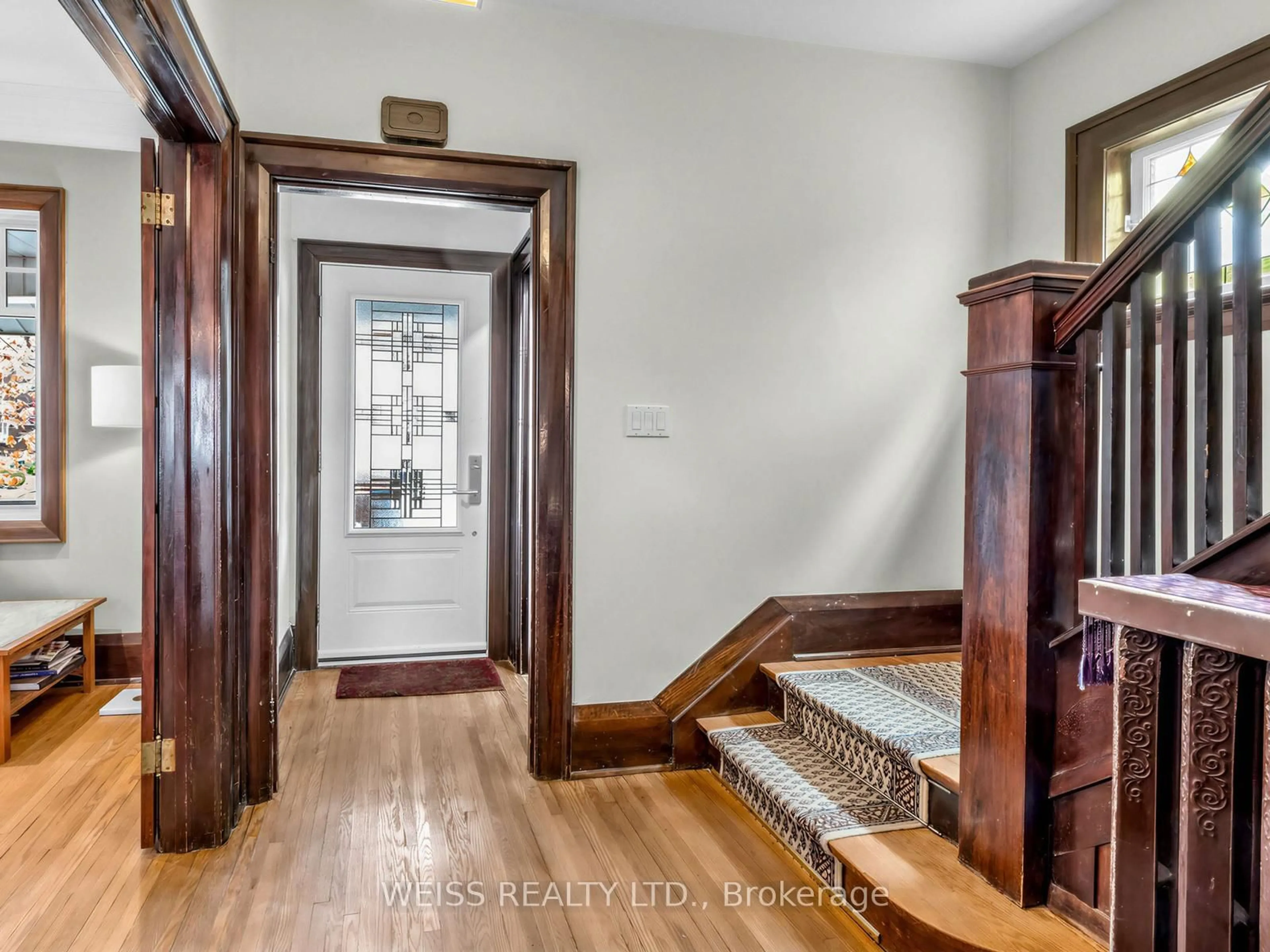 Indoor entryway for 42 Crang Ave, Toronto Ontario M6E 2Z9