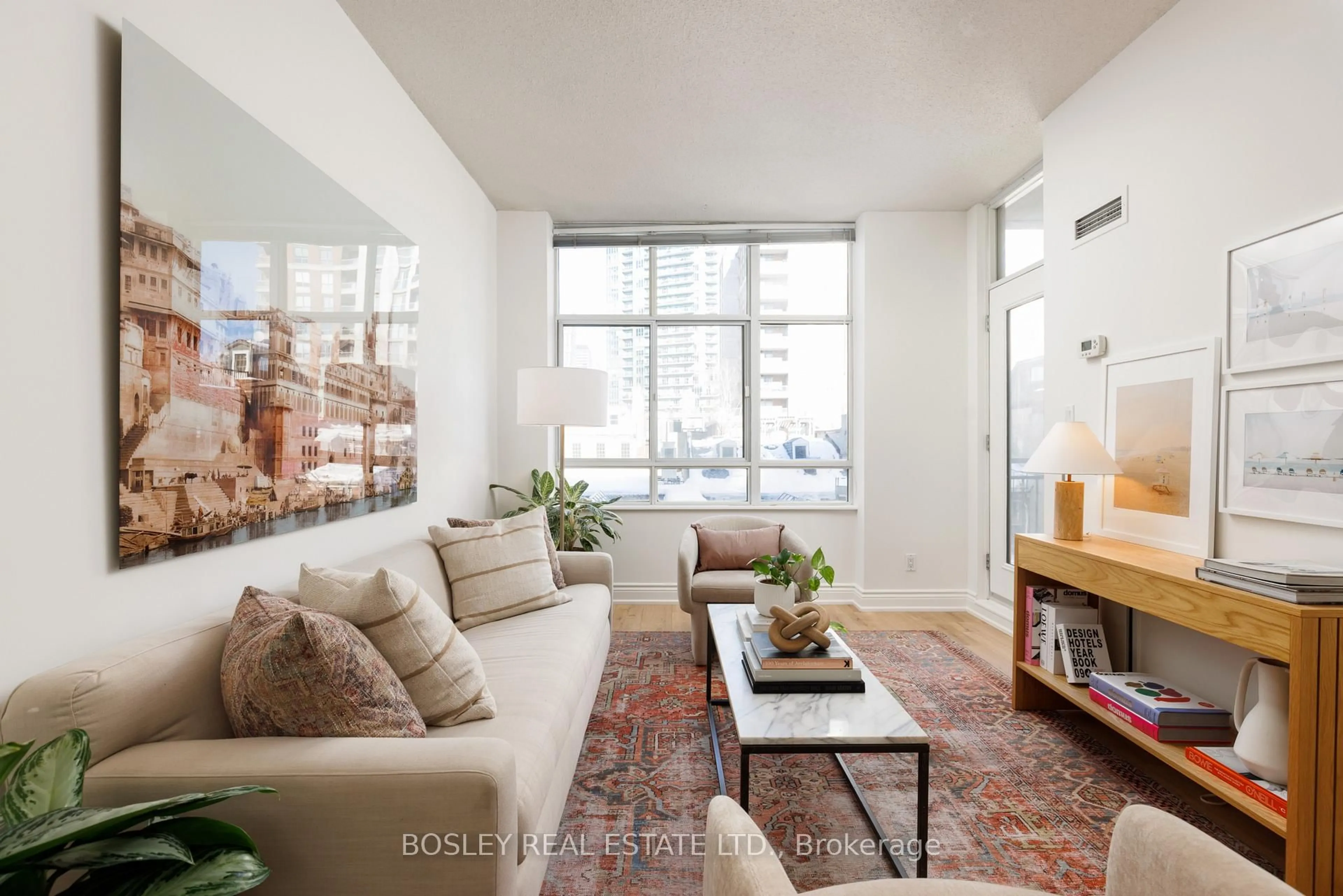 Living room with furniture, unknown for 39 Jarvis St #505, Toronto Ontario M5E 1Z5