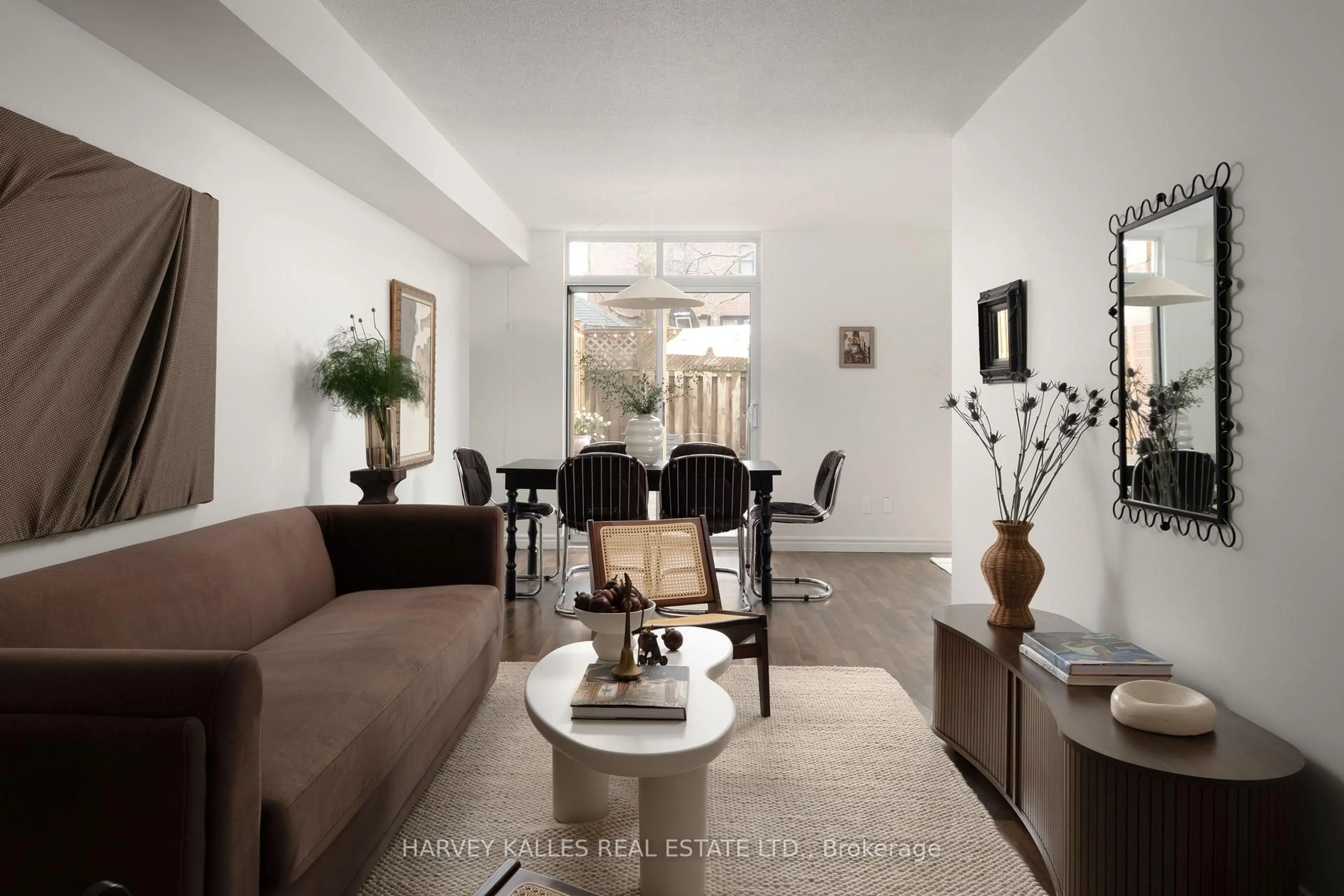 Living room with furniture, unknown for 356 McRae Dr #106, Toronto Ontario M4G 4G4