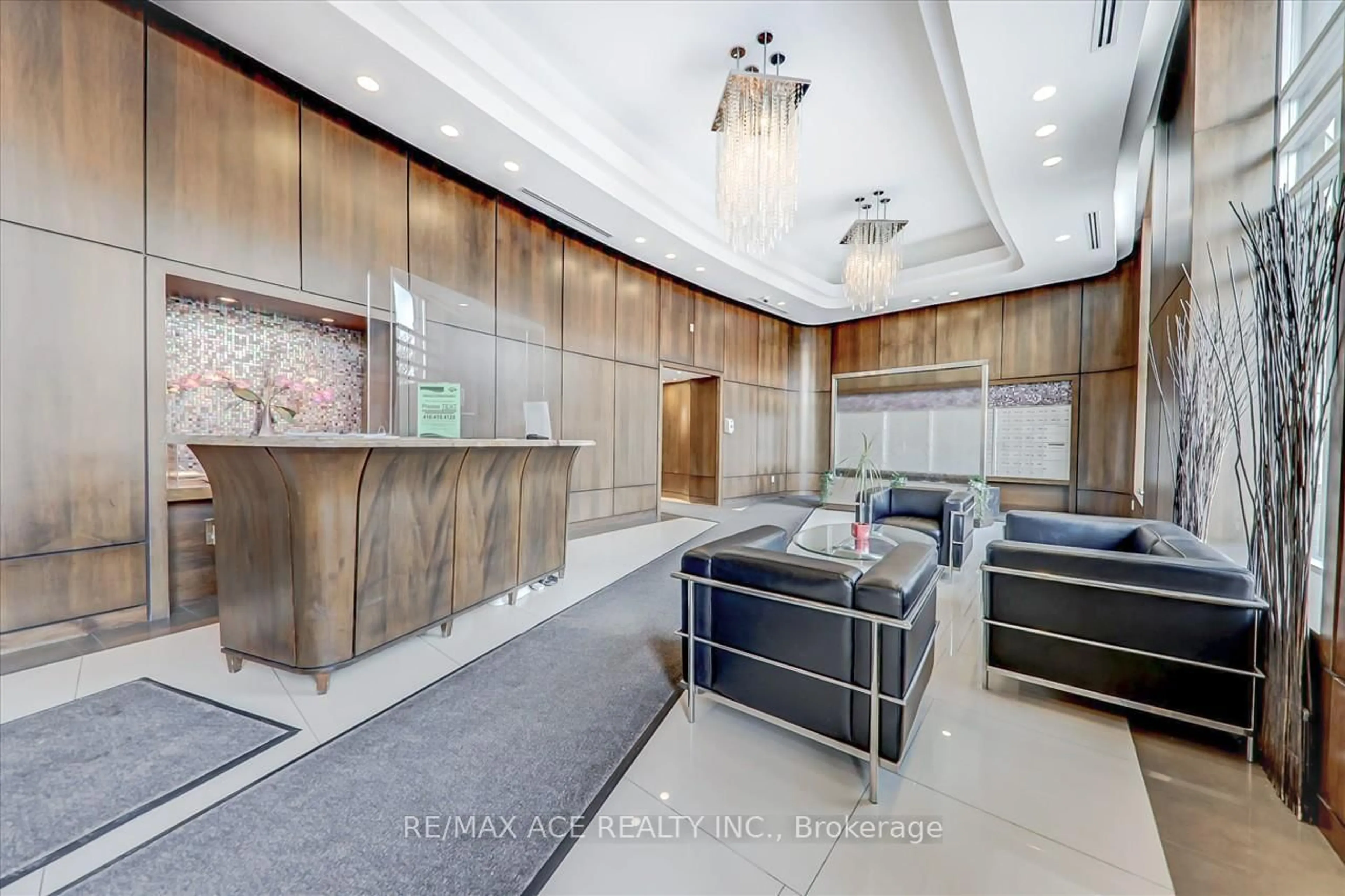 Lobby for 18 Valley Woods Rd #605, Toronto Ontario M3A 0A1