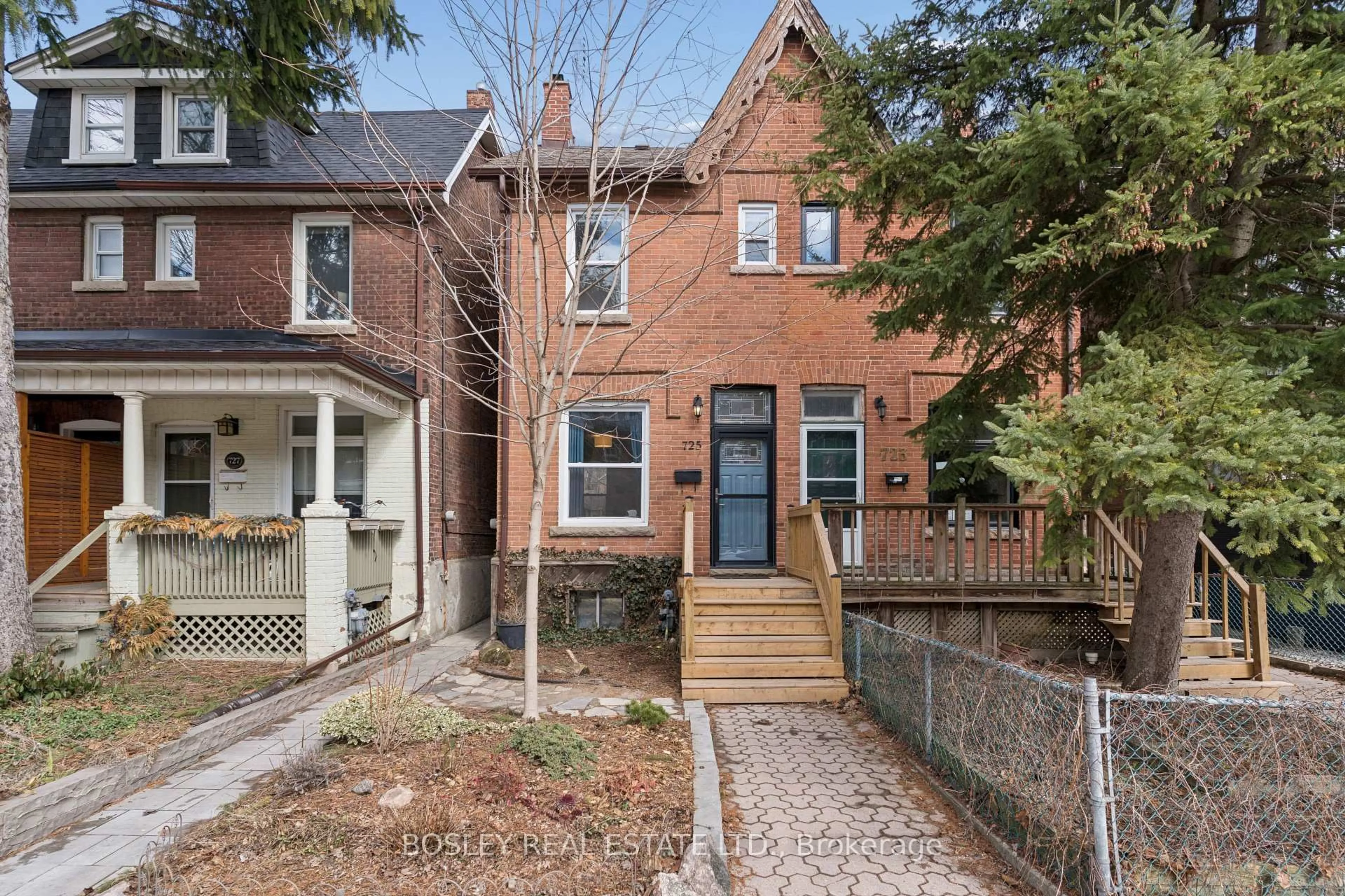 Home with brick exterior material, street for 725 Manning Ave, Toronto Ontario M6G 2W5
