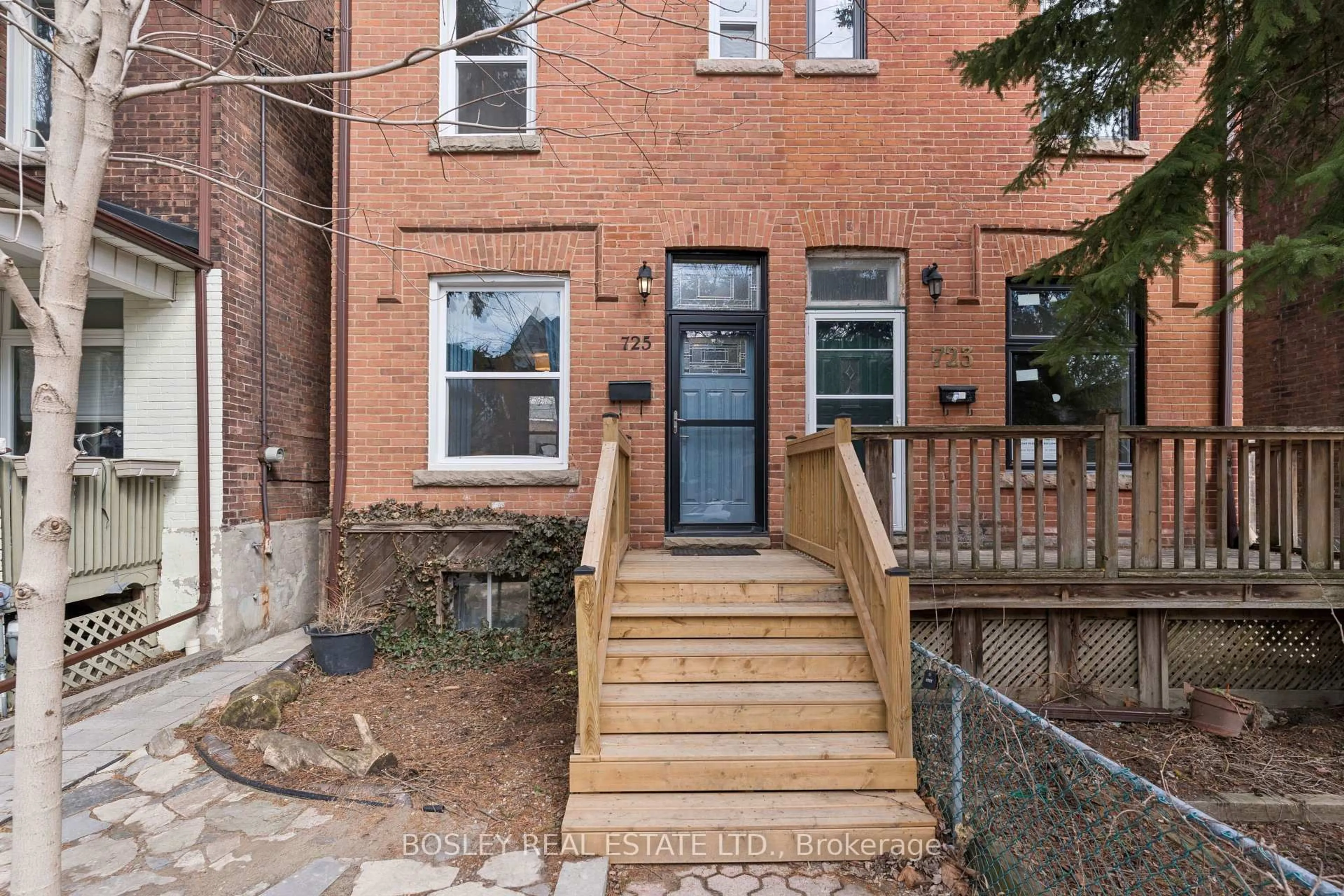 Home with brick exterior material, street for 725 Manning Ave, Toronto Ontario M6G 2W5