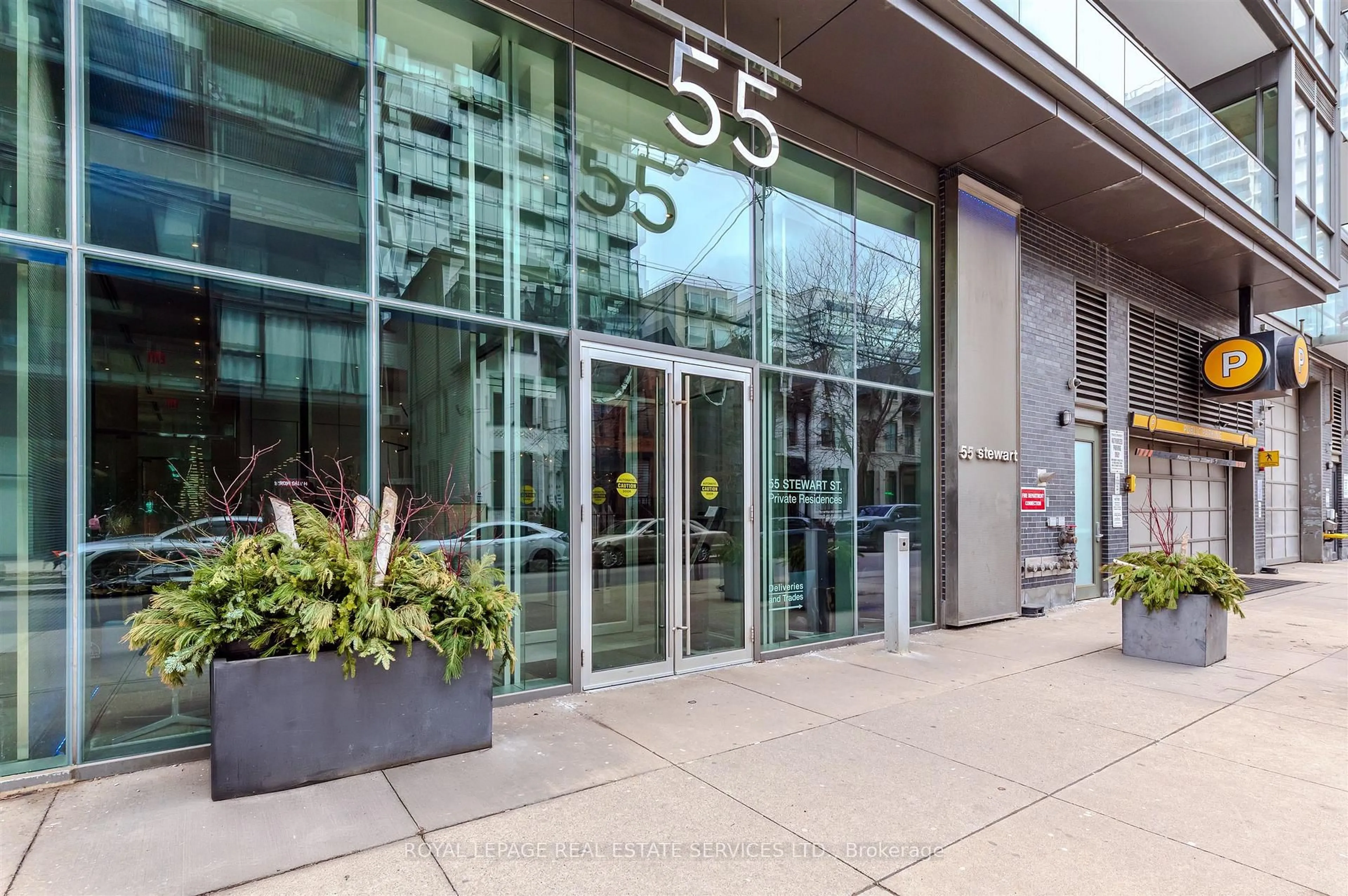 Unknown for 55 Stewart St #703, Toronto Ontario M5V 2V1