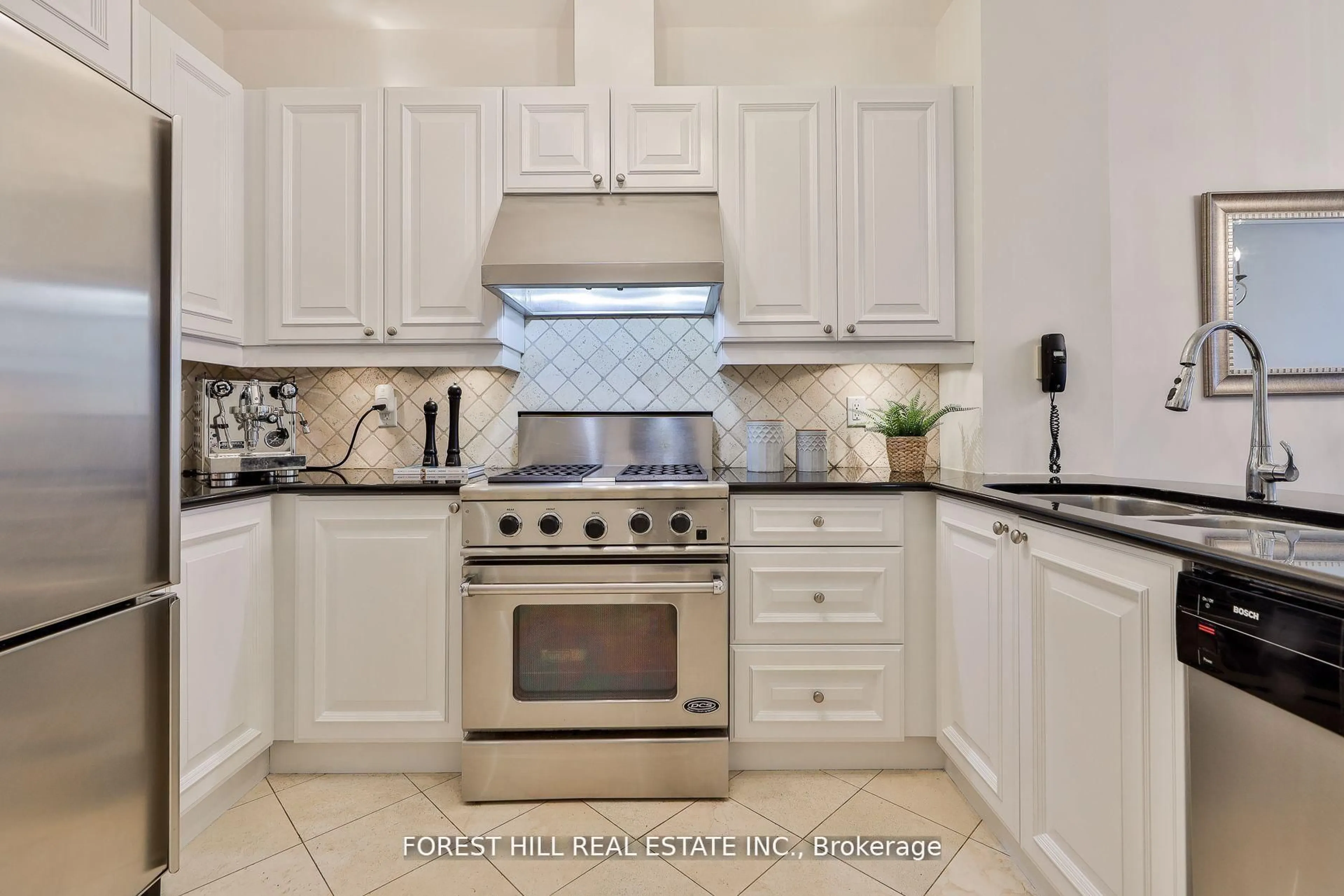 Contemporary kitchen, ceramic/tile floor for 99 Avenue Rd #1006, Toronto Ontario M5R 2G5