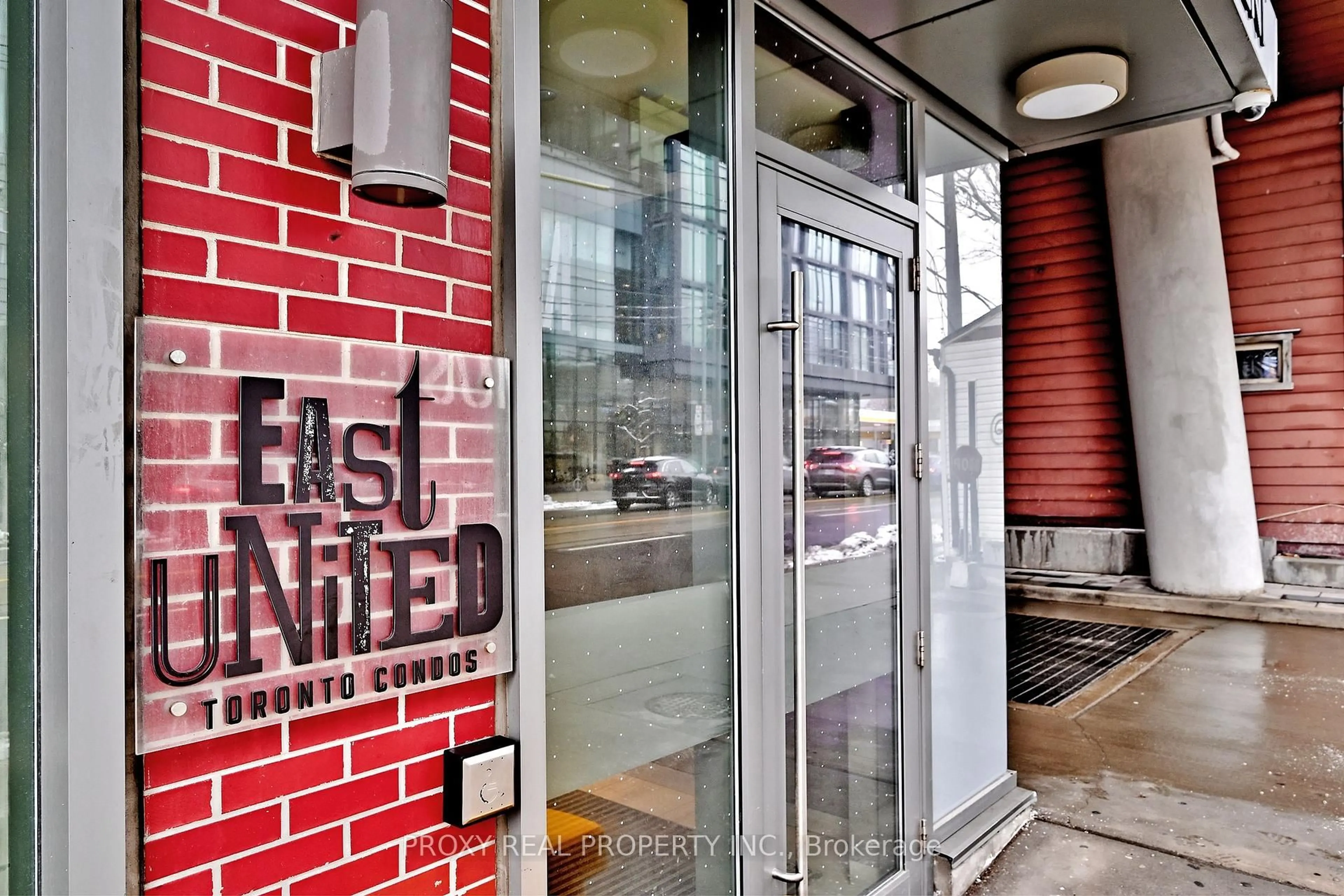 Indoor entryway for 120 Parliament St #1605, Toronto Ontario M5A 2Y8