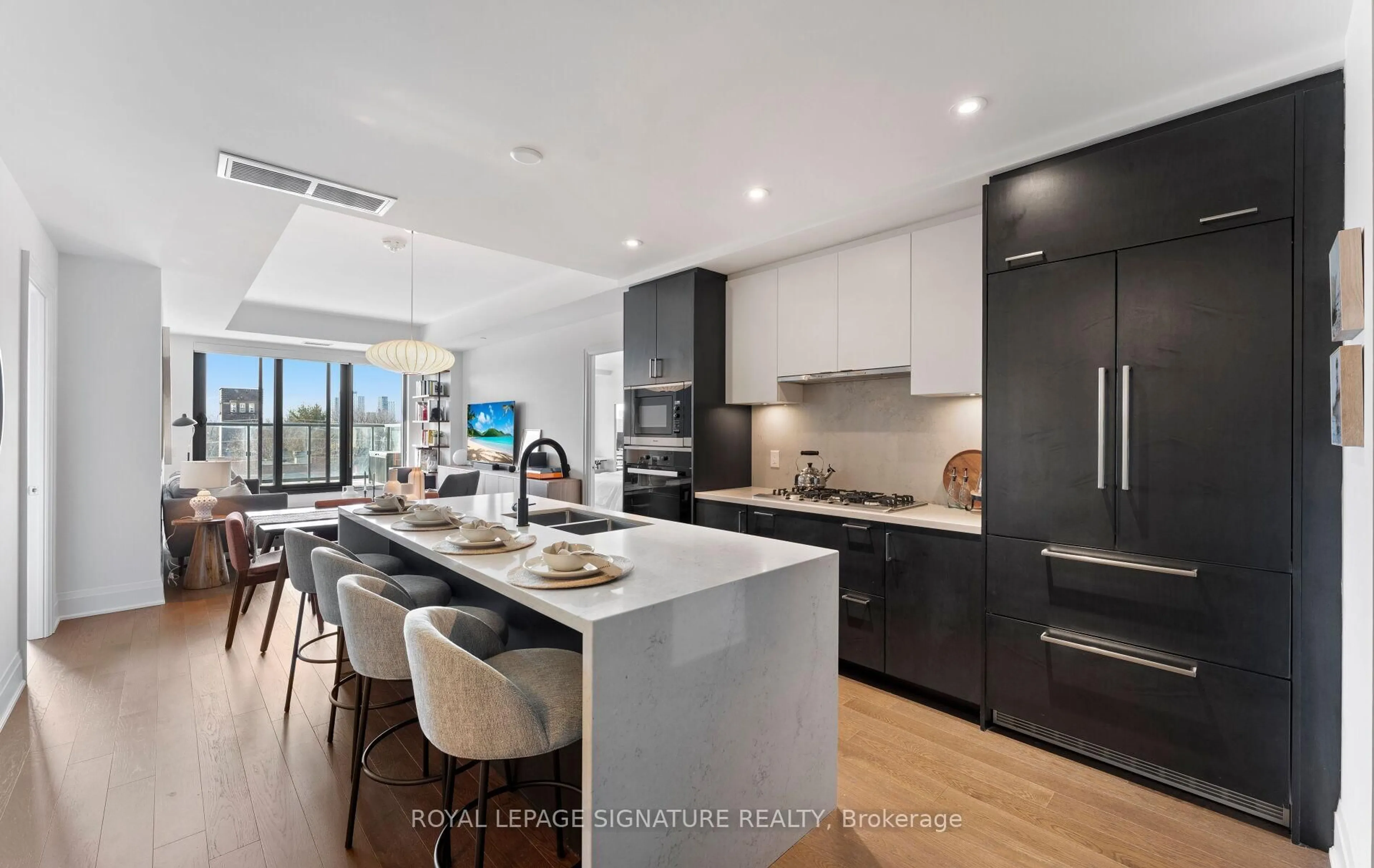 Open concept kitchen, ceramic/tile floor for 280 Howland Ave #408, Toronto Ontario M5R 0C3