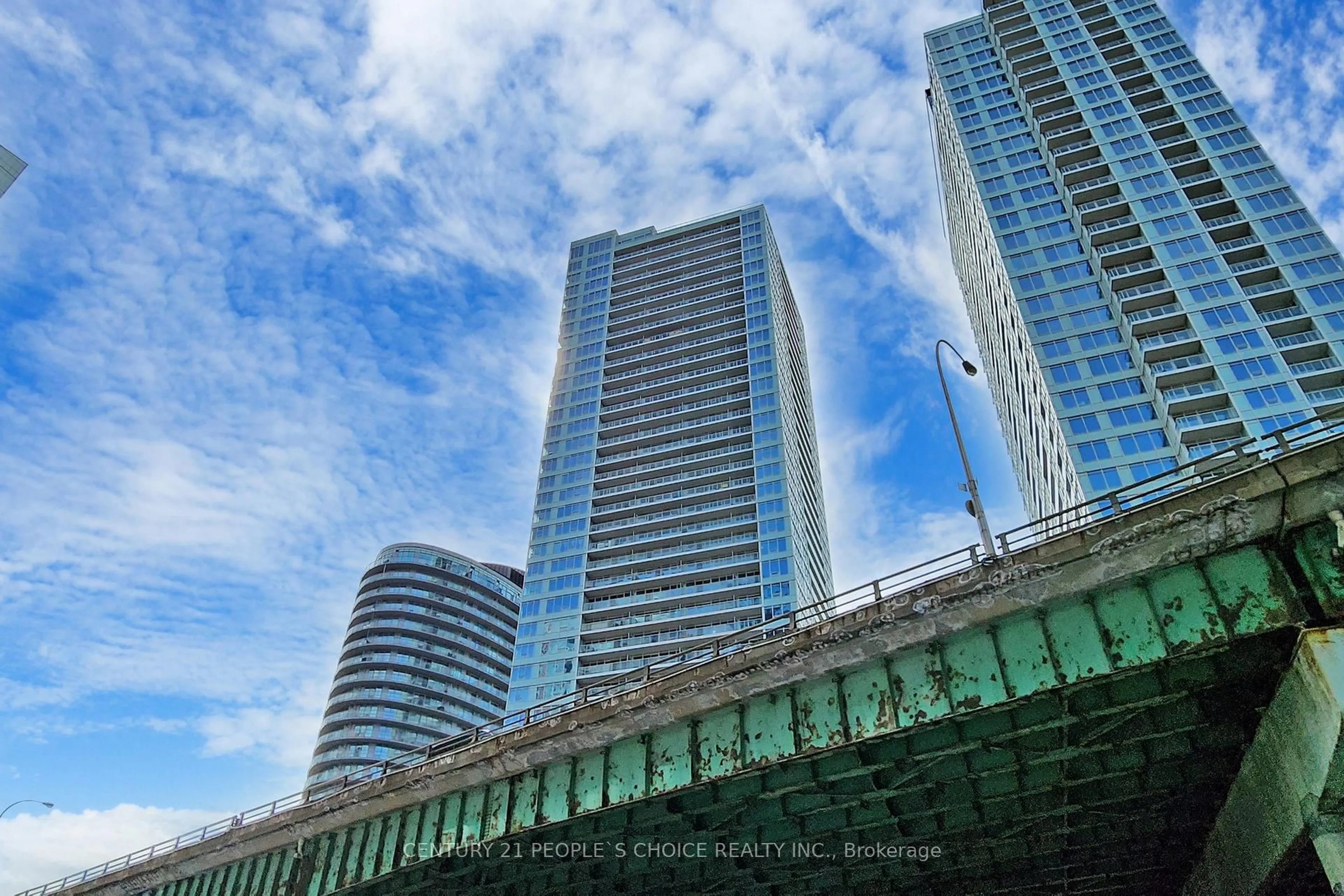 Unknown for 17 Bathurst St #1006, Toronto Ontario M5V 0N1