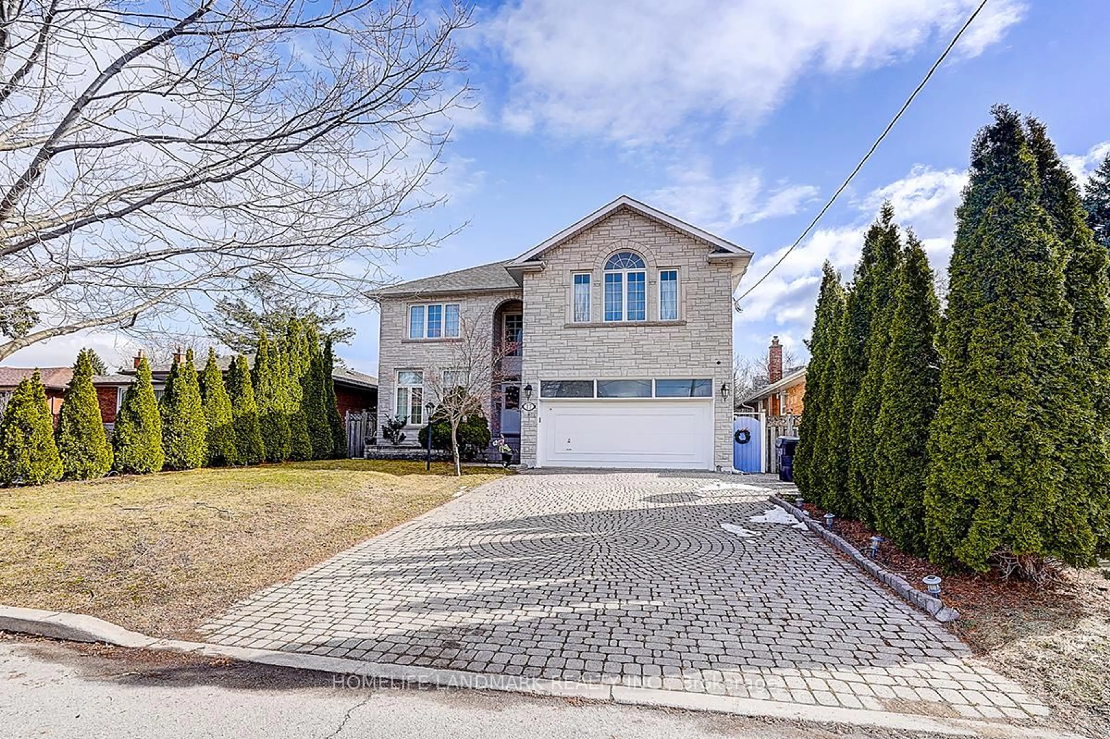 Home with brick exterior material, street for 17 Averill Cres, Toronto Ontario M2M 2A8