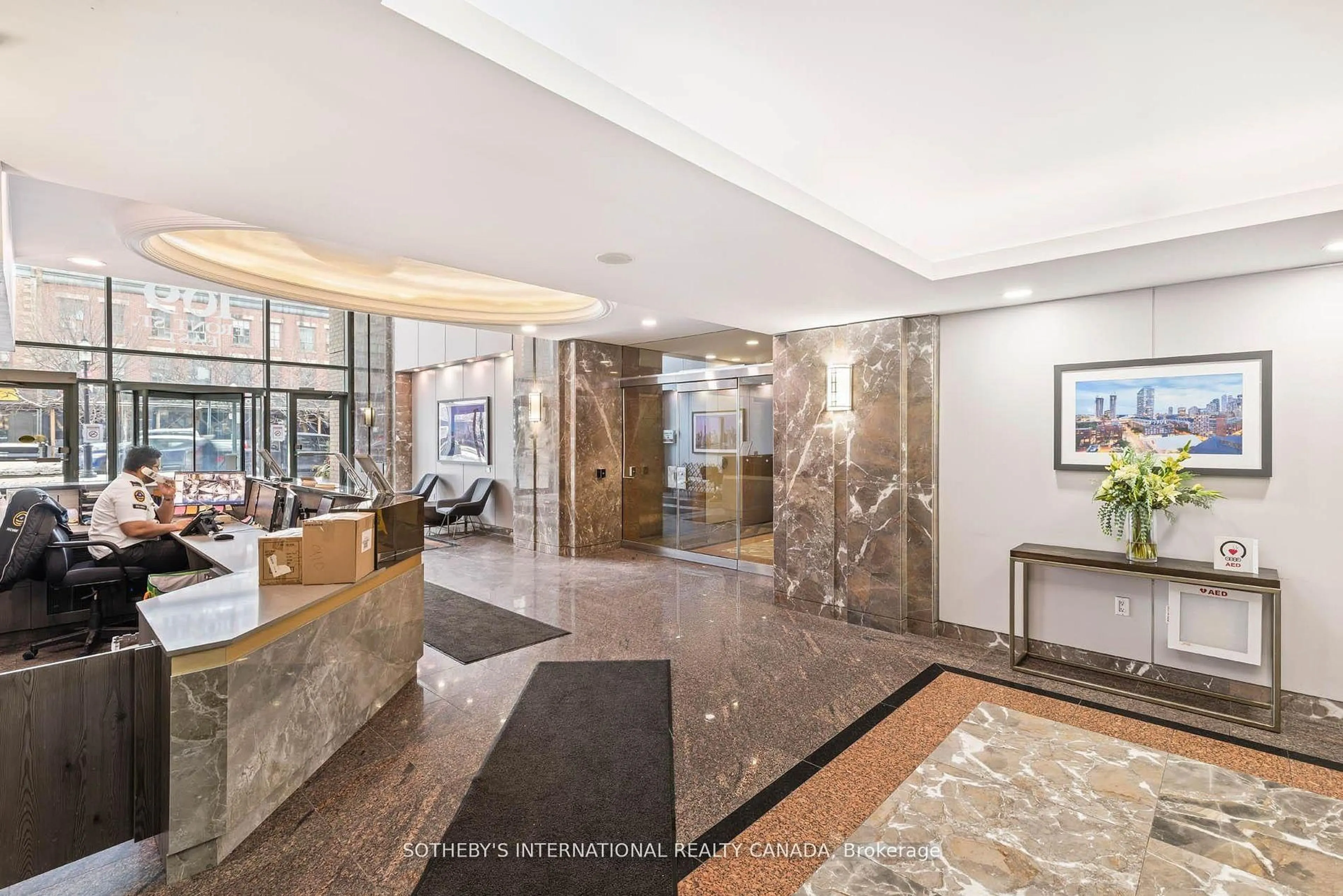 Lobby for 109 Front St #1014, Toronto Ontario M5A 4P7
