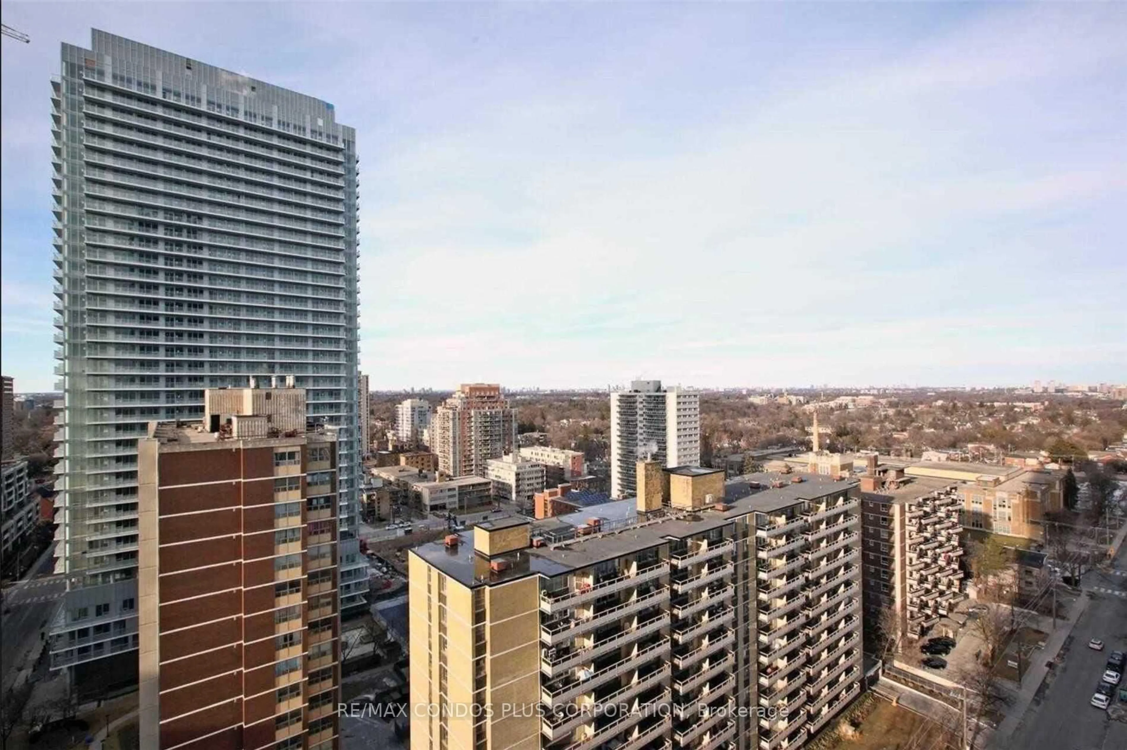 A pic from outside/outdoor area/front of a property/back of a property/a pic from drone, city buildings view from balcony for 185 Roehampton Ave #1504, Toronto Ontario M4P 2K5