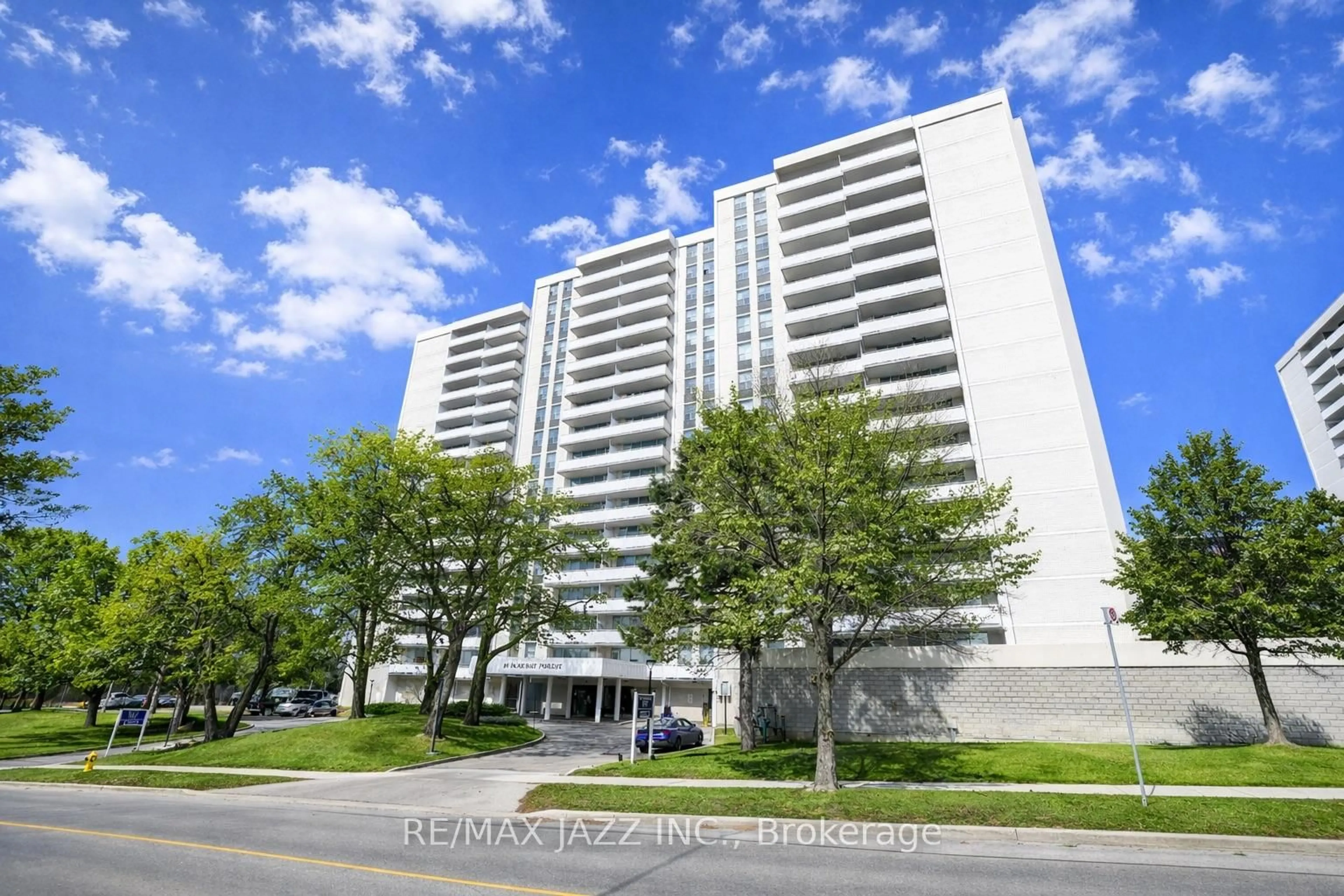 Unknown for 10 Parkway Forest Dr #1008, Toronto Ontario M2J 1L3