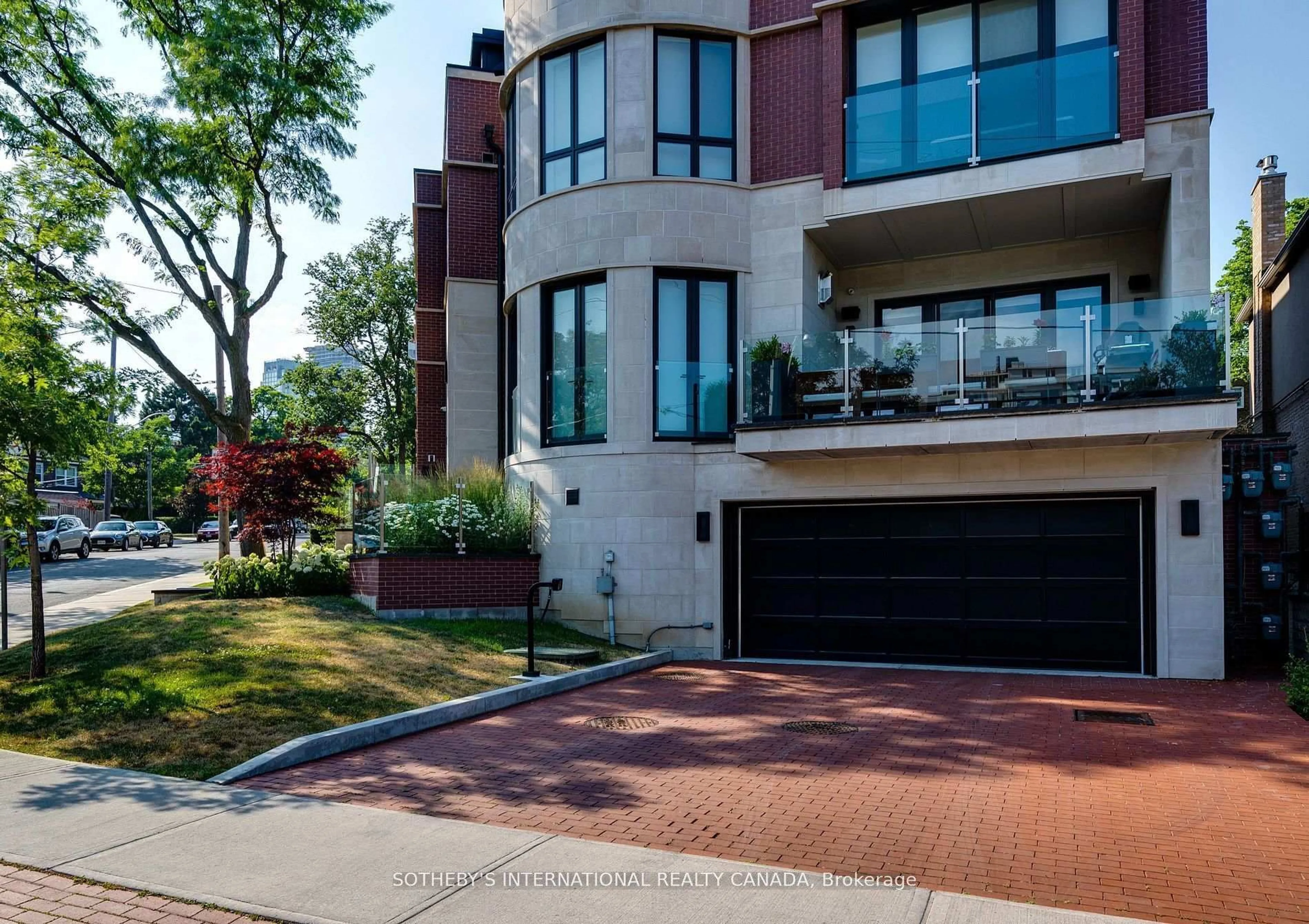 Home with brick exterior material, street for 7 Thurloe Ave, Toronto Ontario M4S 0B4