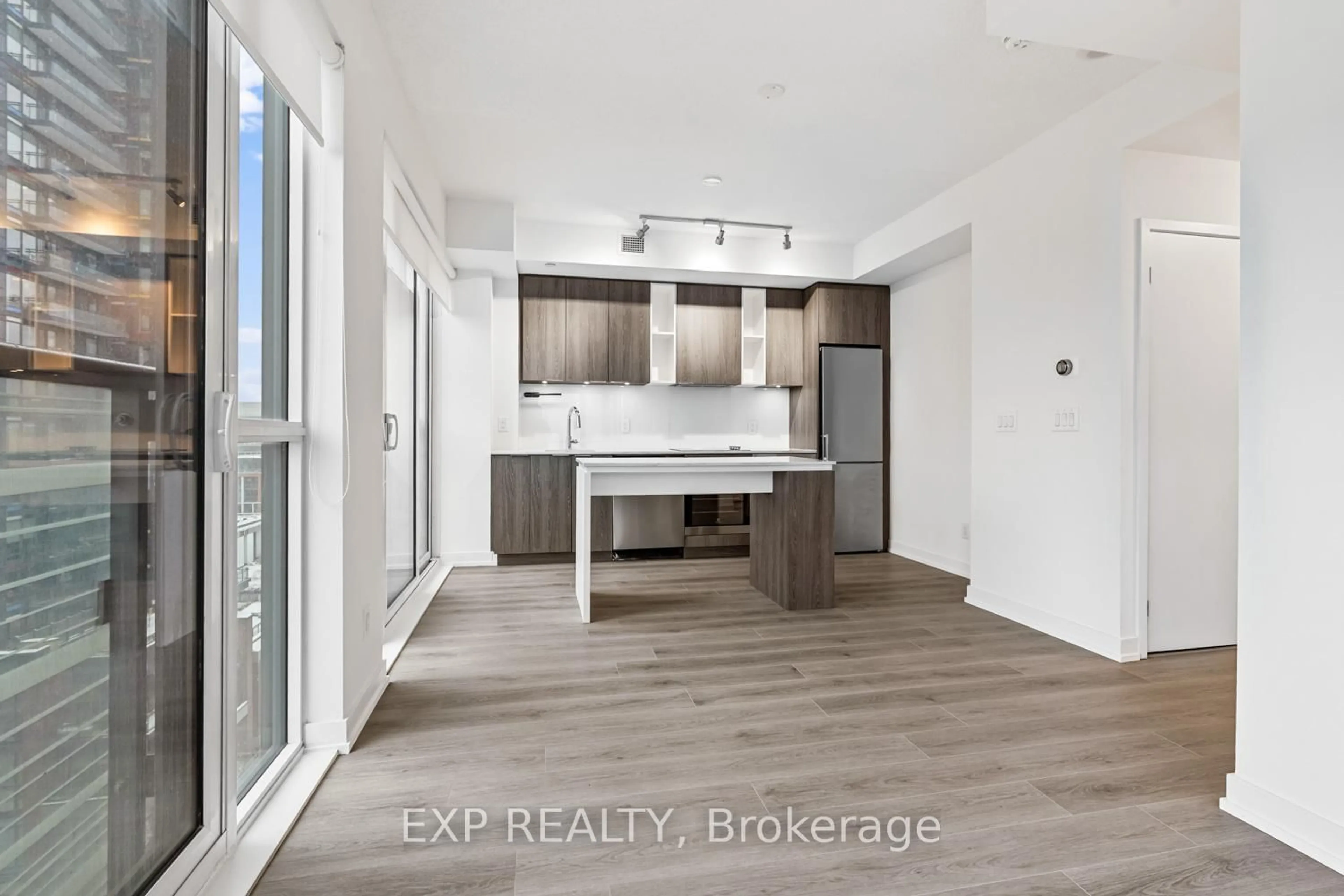 Unknown for 200 Sackville St #1009, Toronto Ontario M5A 0C4