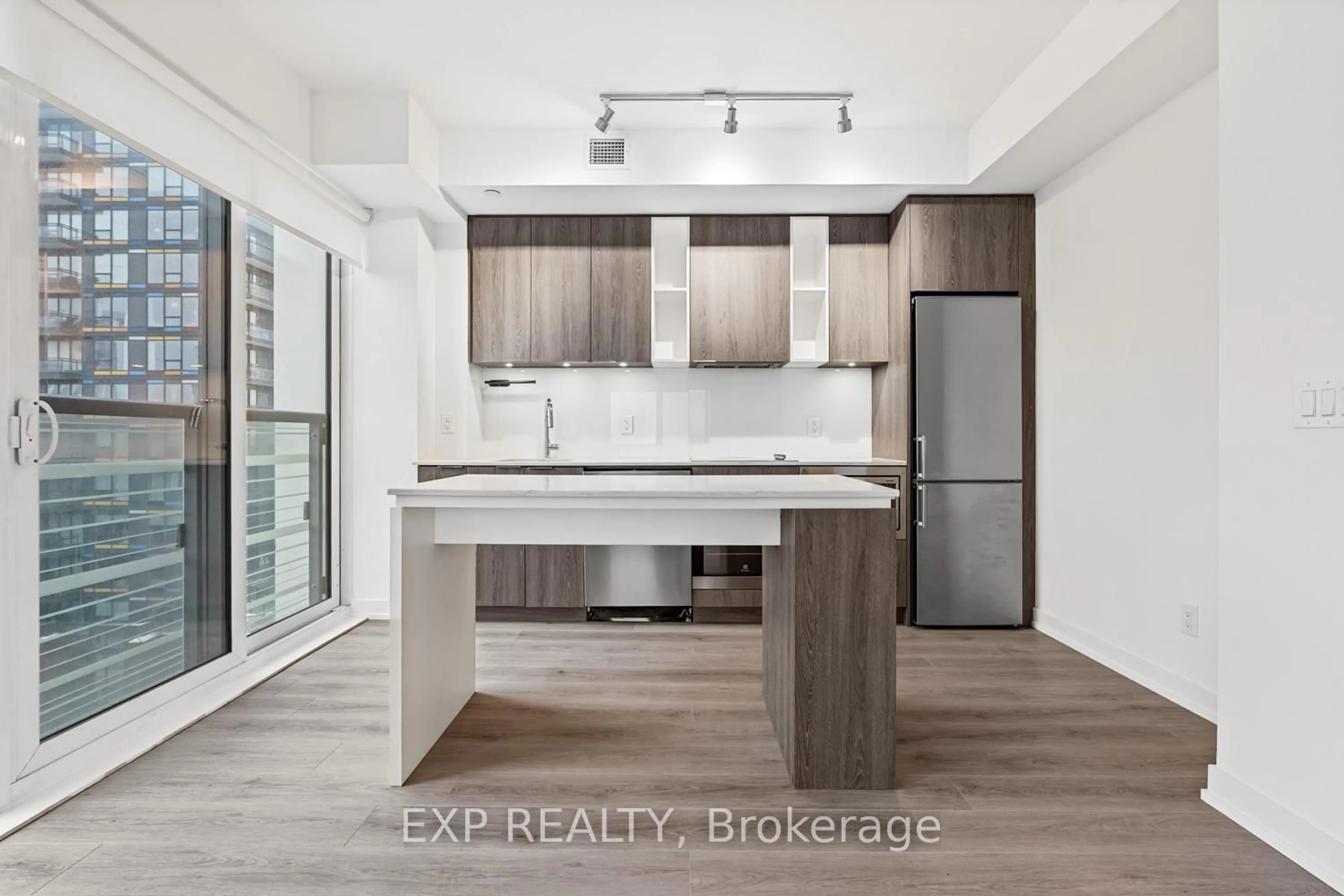 Unknown for 200 Sackville St #1009, Toronto Ontario M5A 0C4