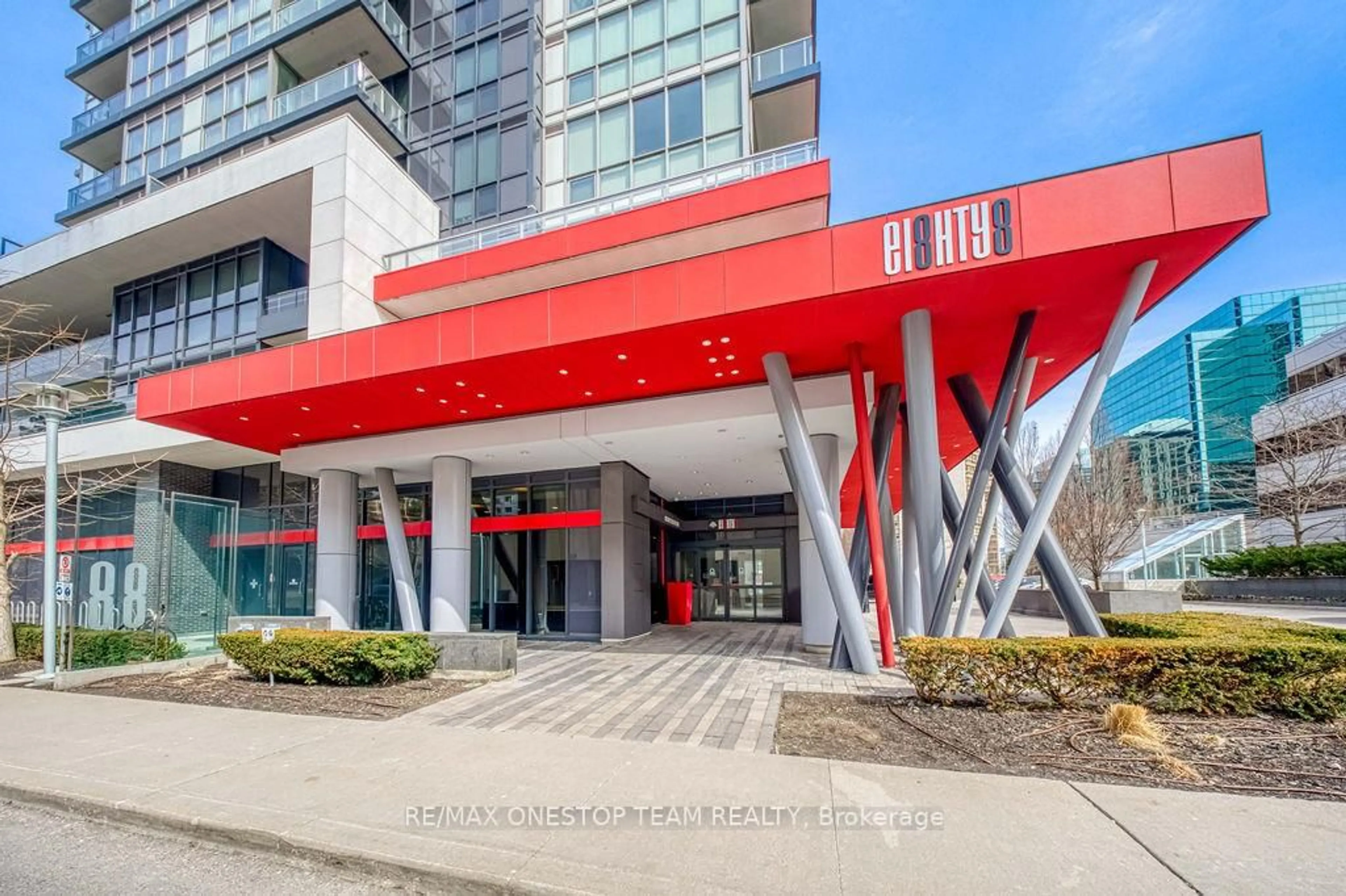 Indoor foyer for 88 Sheppard Ave #1509, Toronto Ontario M2N 0G9