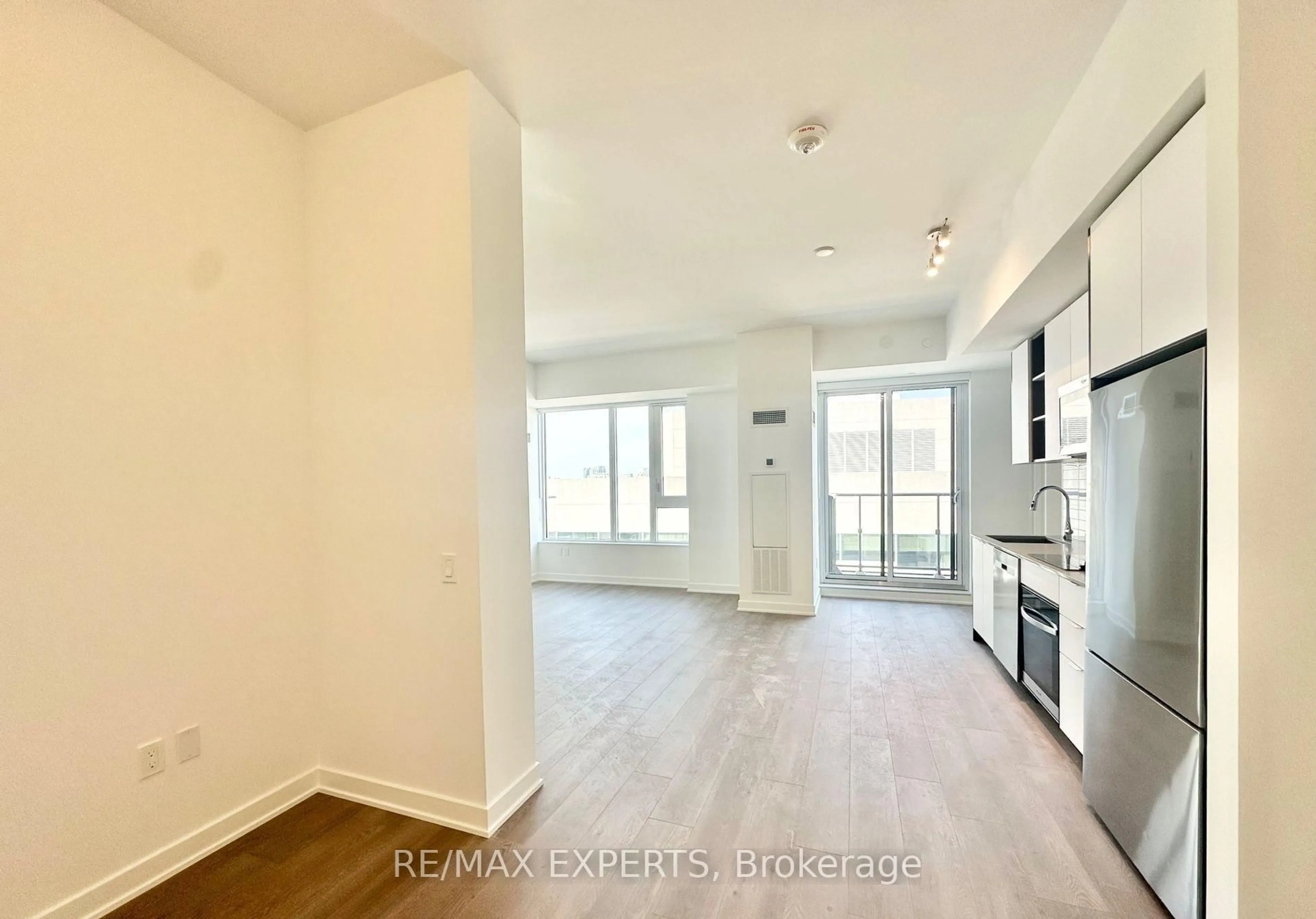 A pic of a room for 543 Richmond St #PH16, Toronto Ontario M5V 0W9