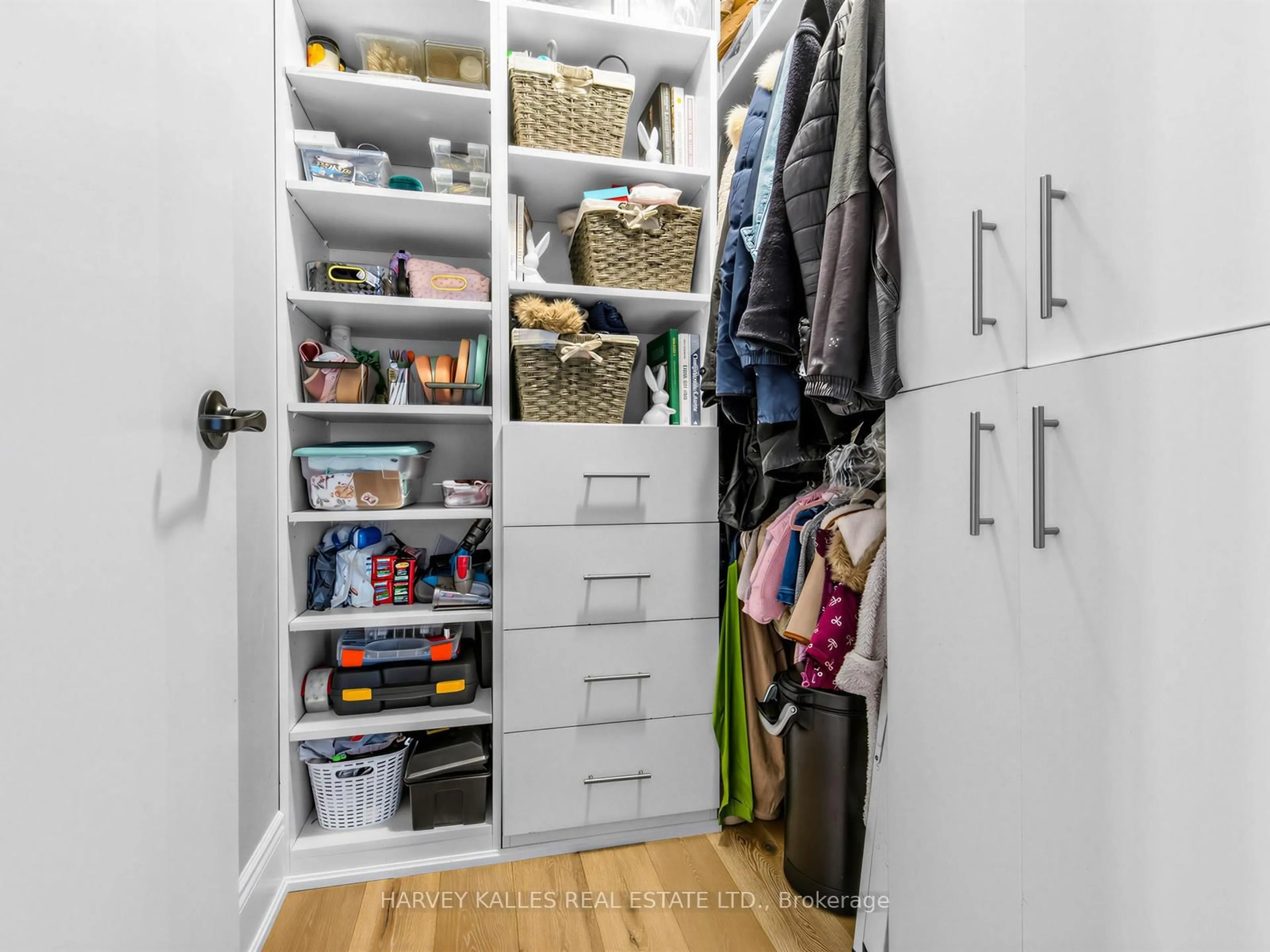 Storage room or clothes room or walk-in closet for 34 Western Battery Rd #420, Toronto Ontario M6K 3N9