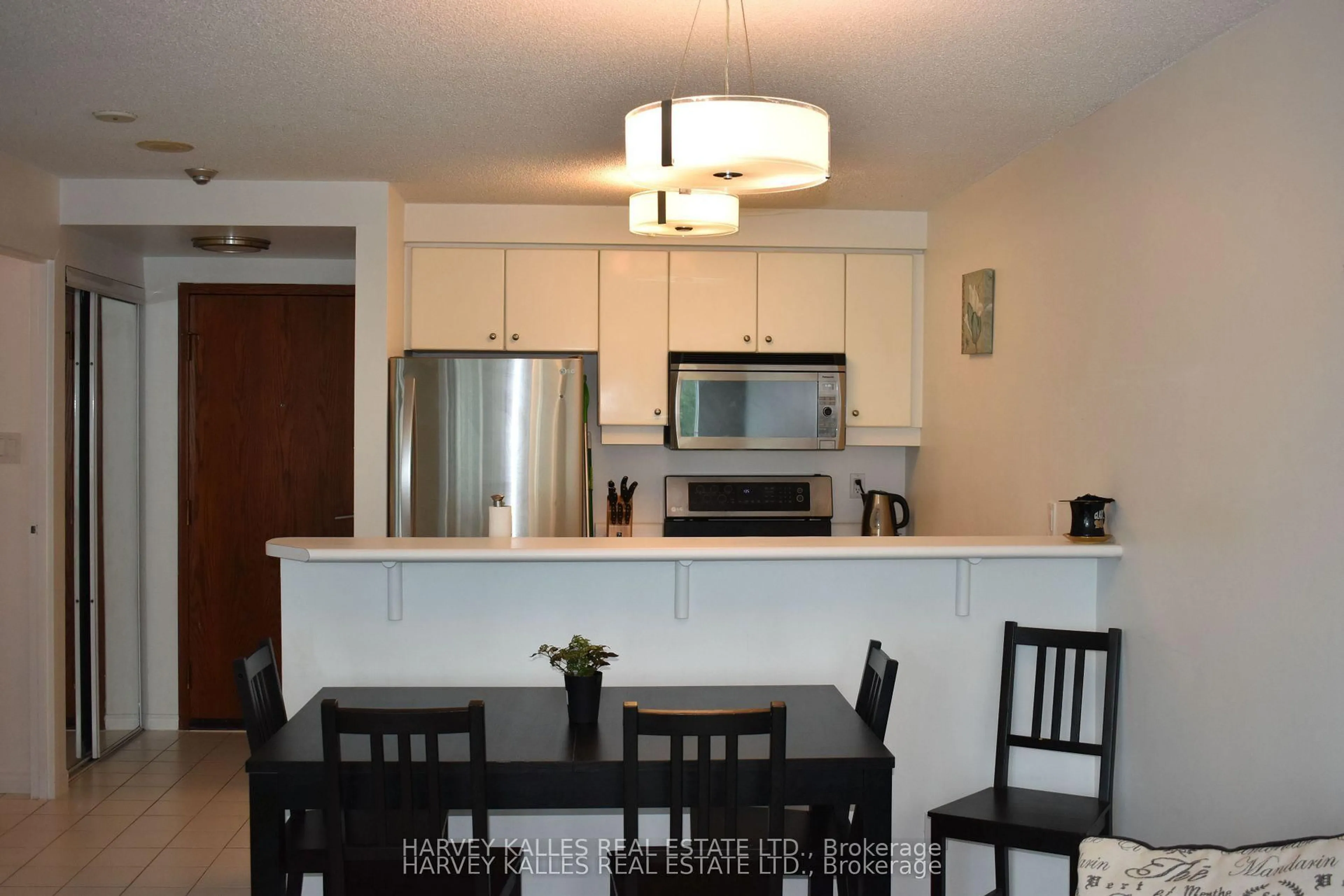 Unknown for 10 Yonge St #705, Toronto Ontario M5J 1R4