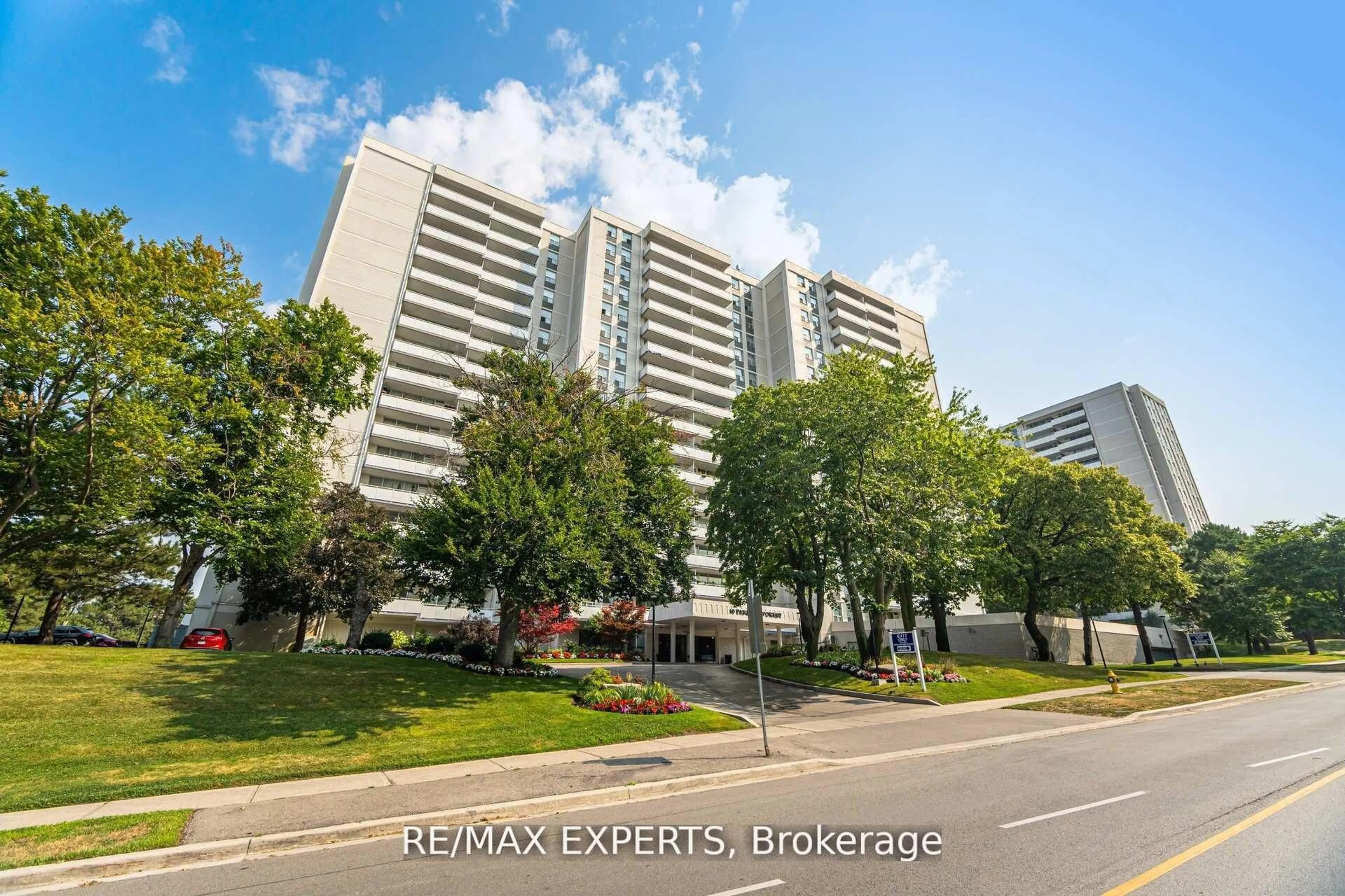 Unknown for 10 Parkway Forest Dr #306, Toronto Ontario M2J 1L3