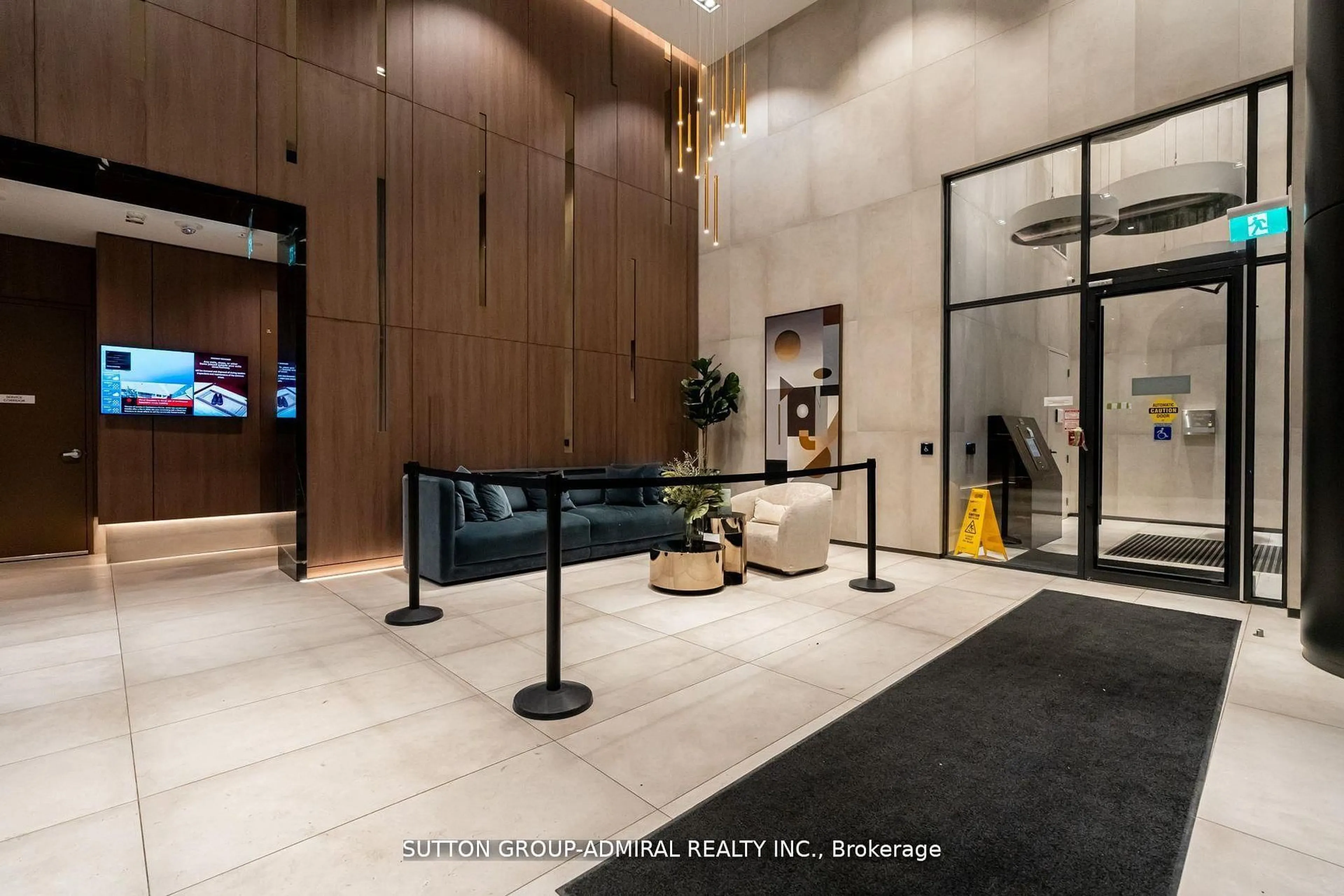 Indoor foyer for 55 Mercer St #2112, Toronto Ontario M5V 3W2