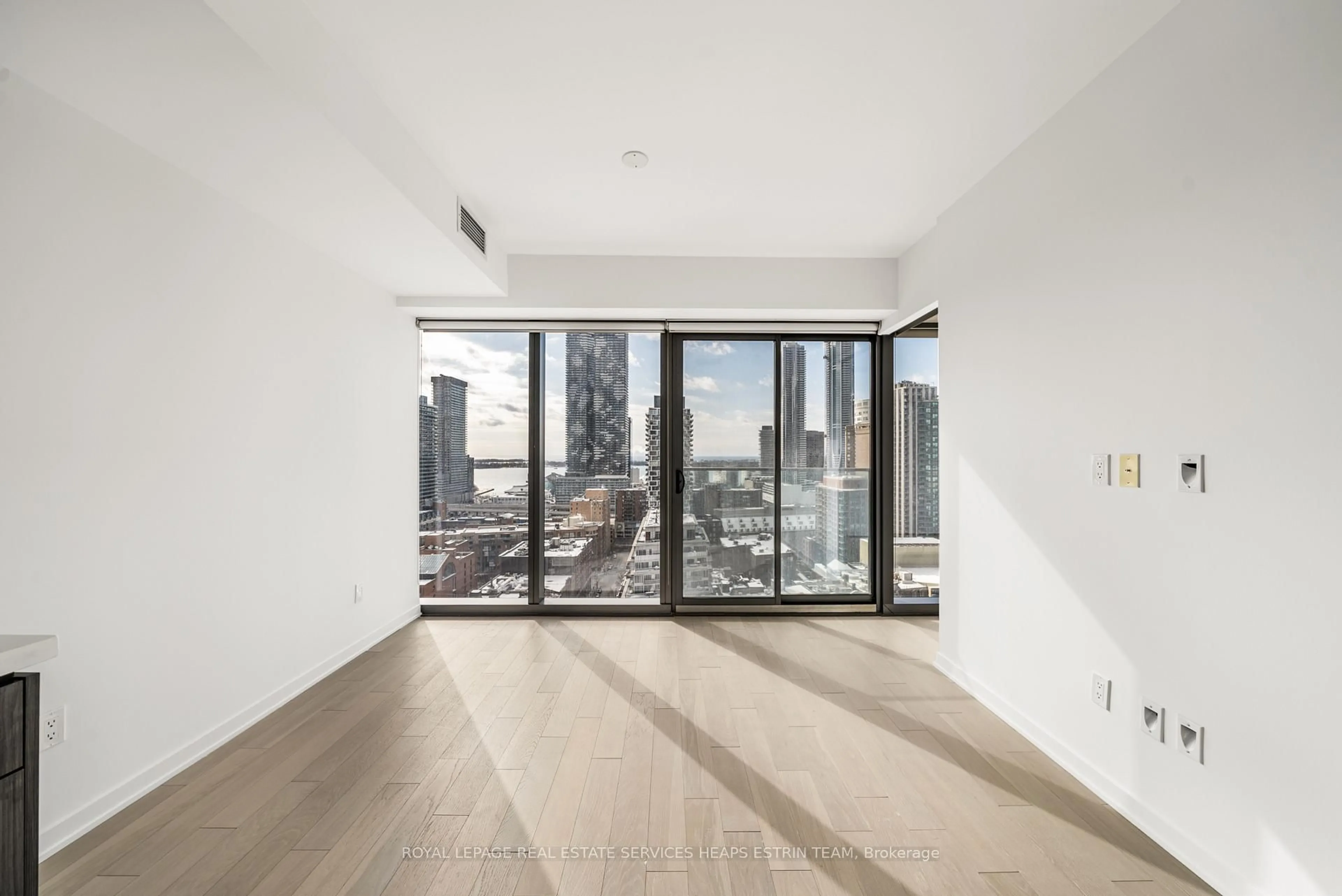 A pic of a room for 60 Colborne St #2003, Toronto Ontario M5E 0B7