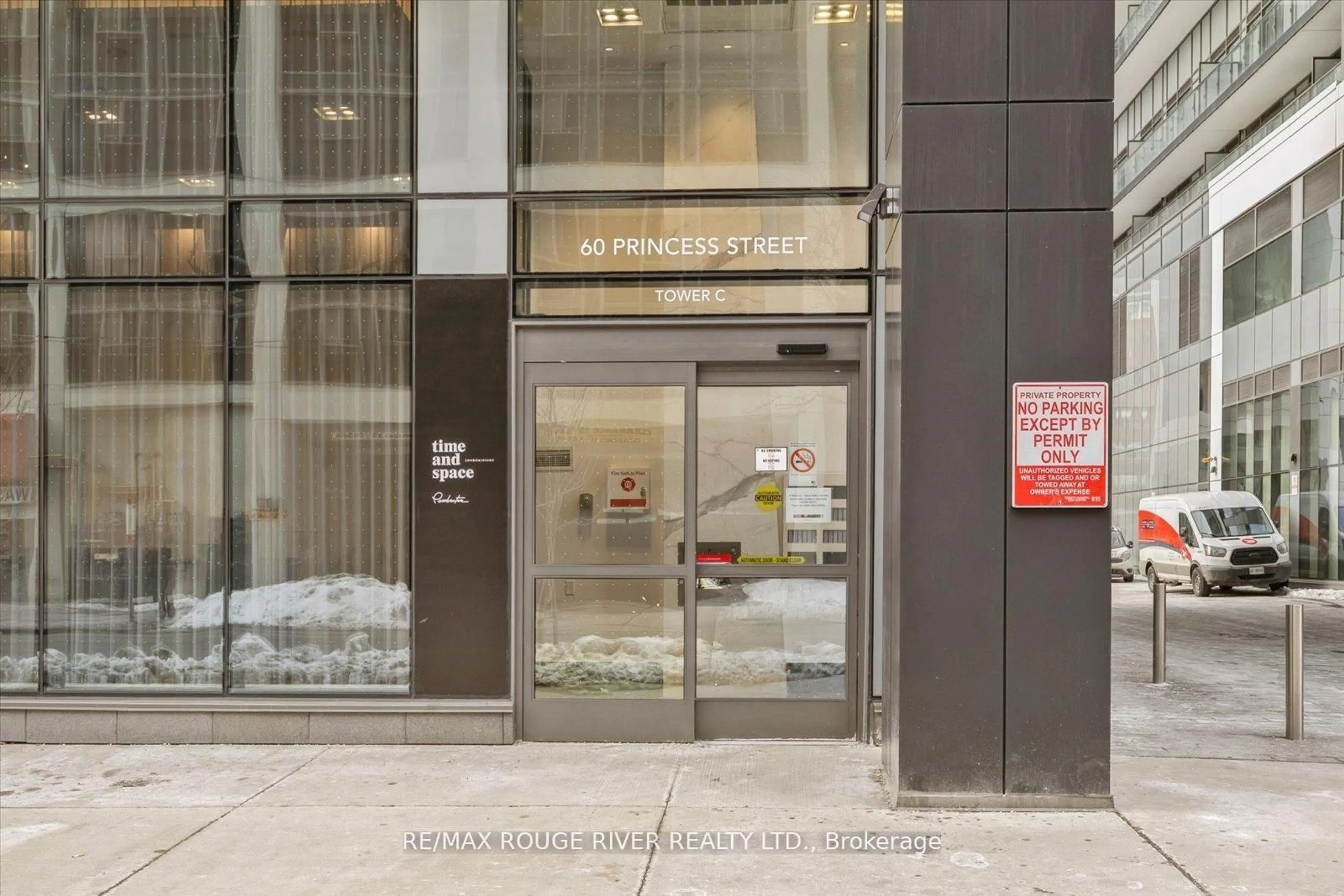 Indoor foyer for 60 Princess St #531, Toronto Ontario M5A 1E7