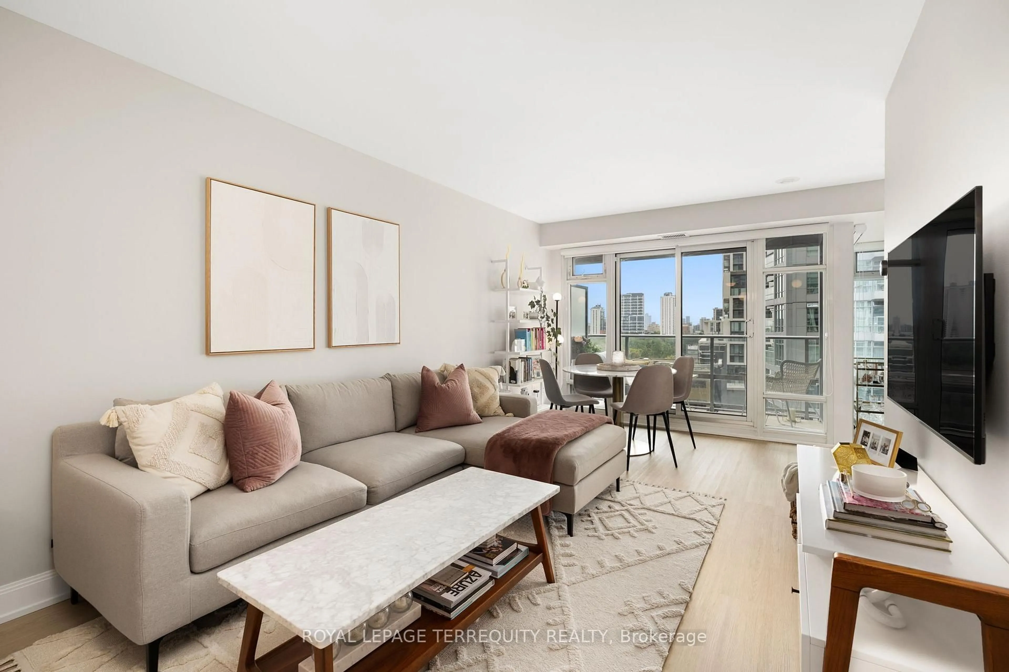 Living room with furniture, unknown for 2191 Yonge St #1004, Toronto Ontario M4S 3H8