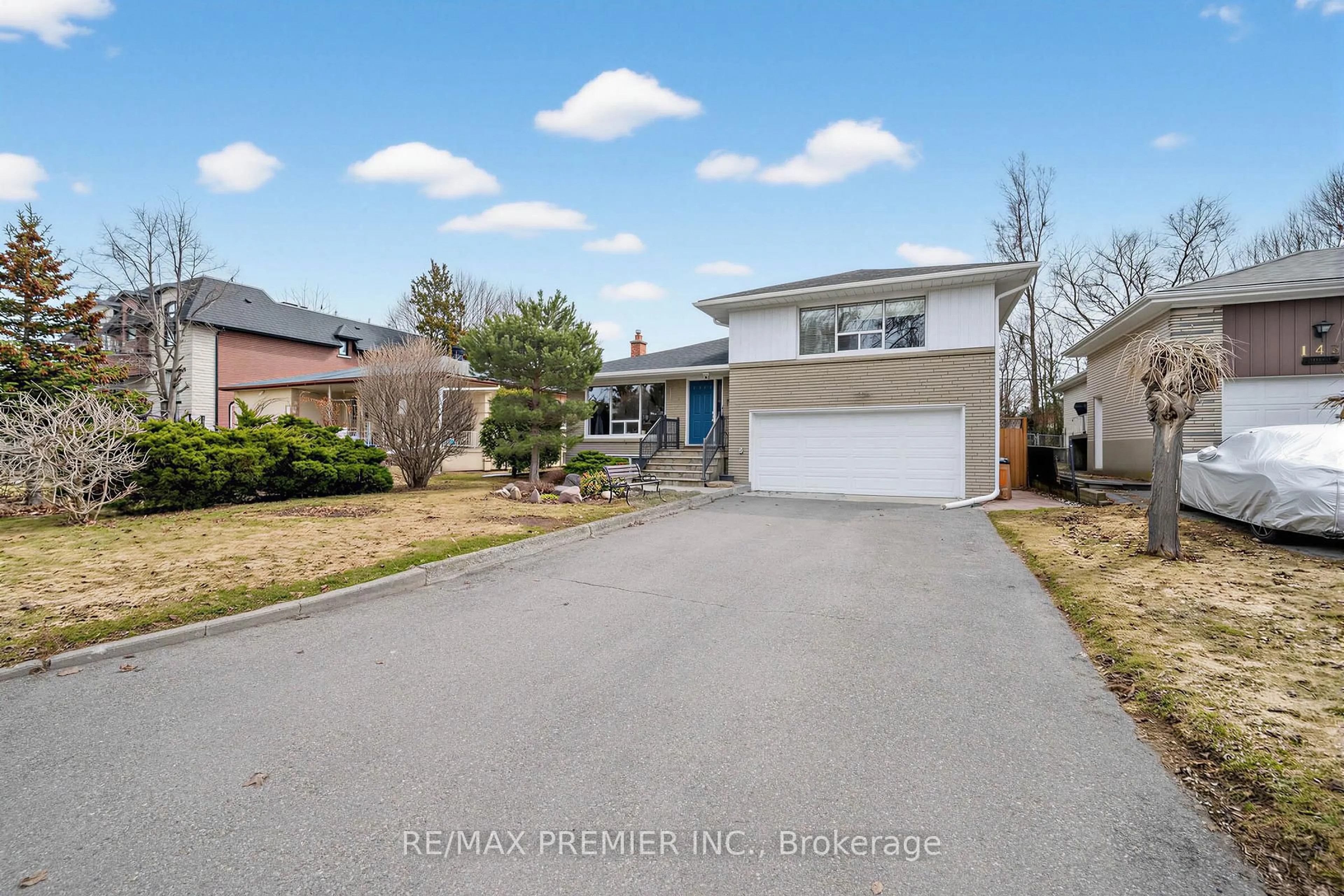 Unknown for 141 Clifton Ave, Toronto Ontario M3H 4L4