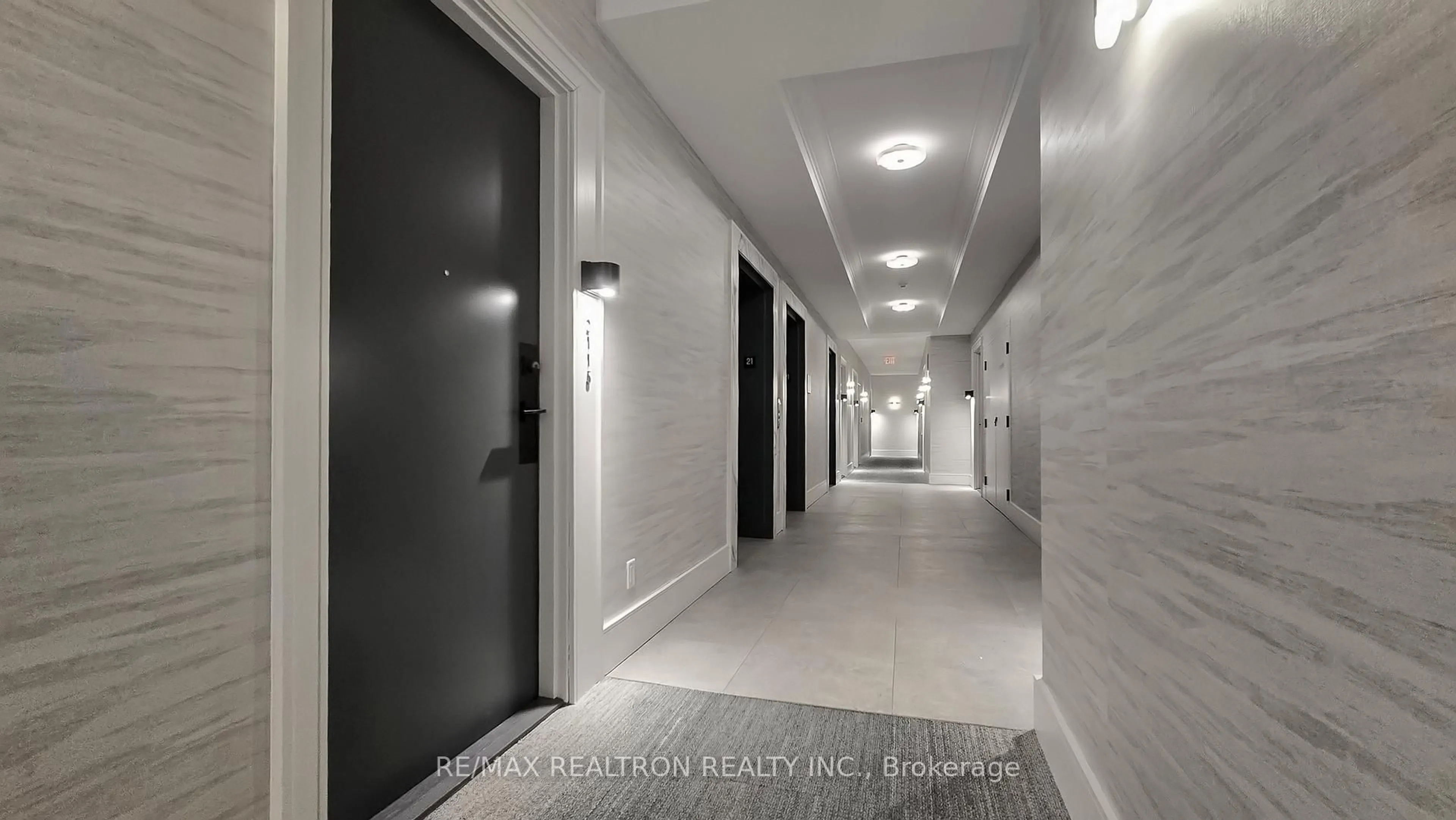 Indoor foyer for 18 Holmes Ave #2115, Toronto Ontario M2N 0E1