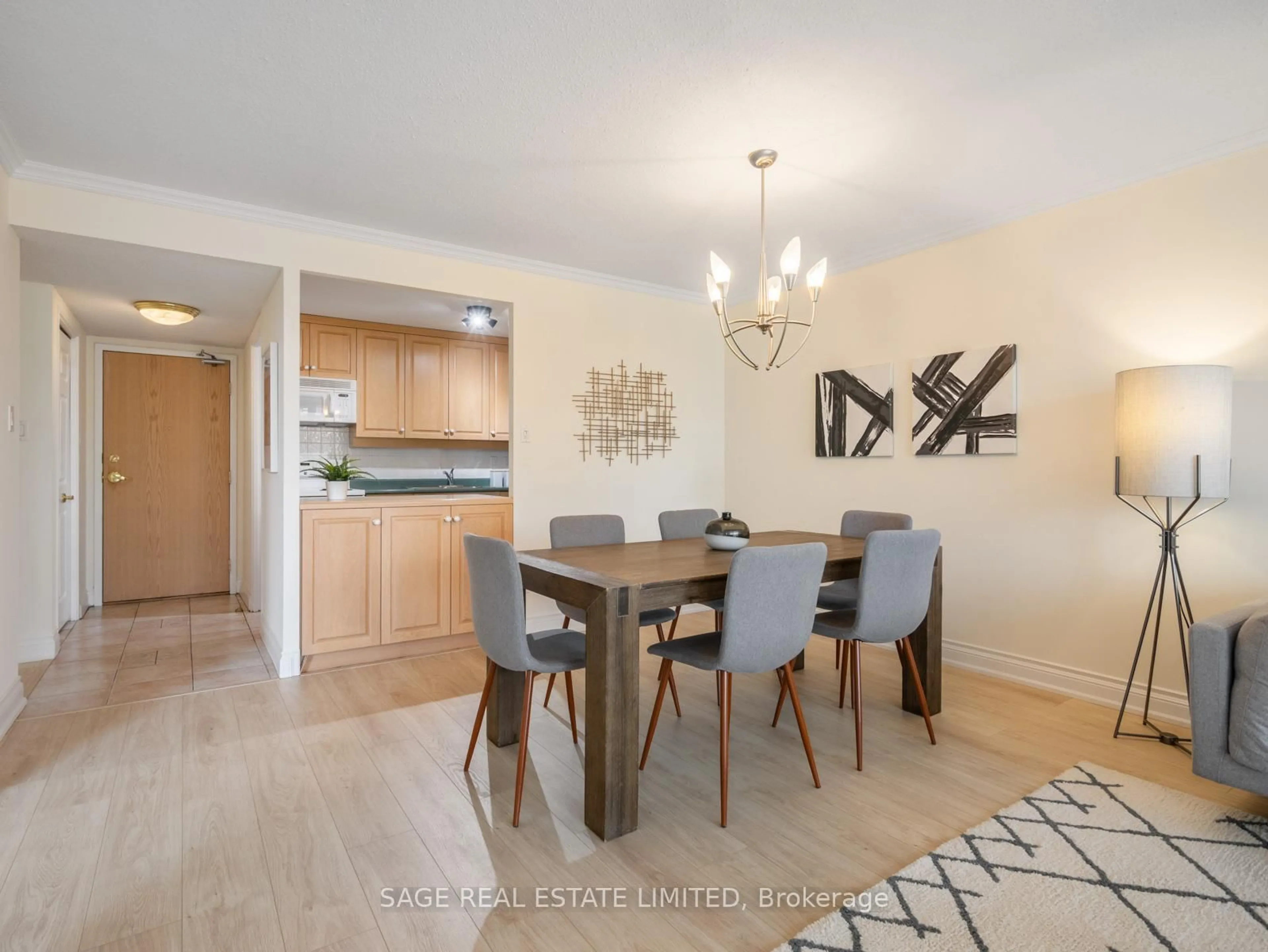 Dining room, wood/laminate floor for 30 Fashion Roseway #213E, Toronto Ontario M2N 6B4