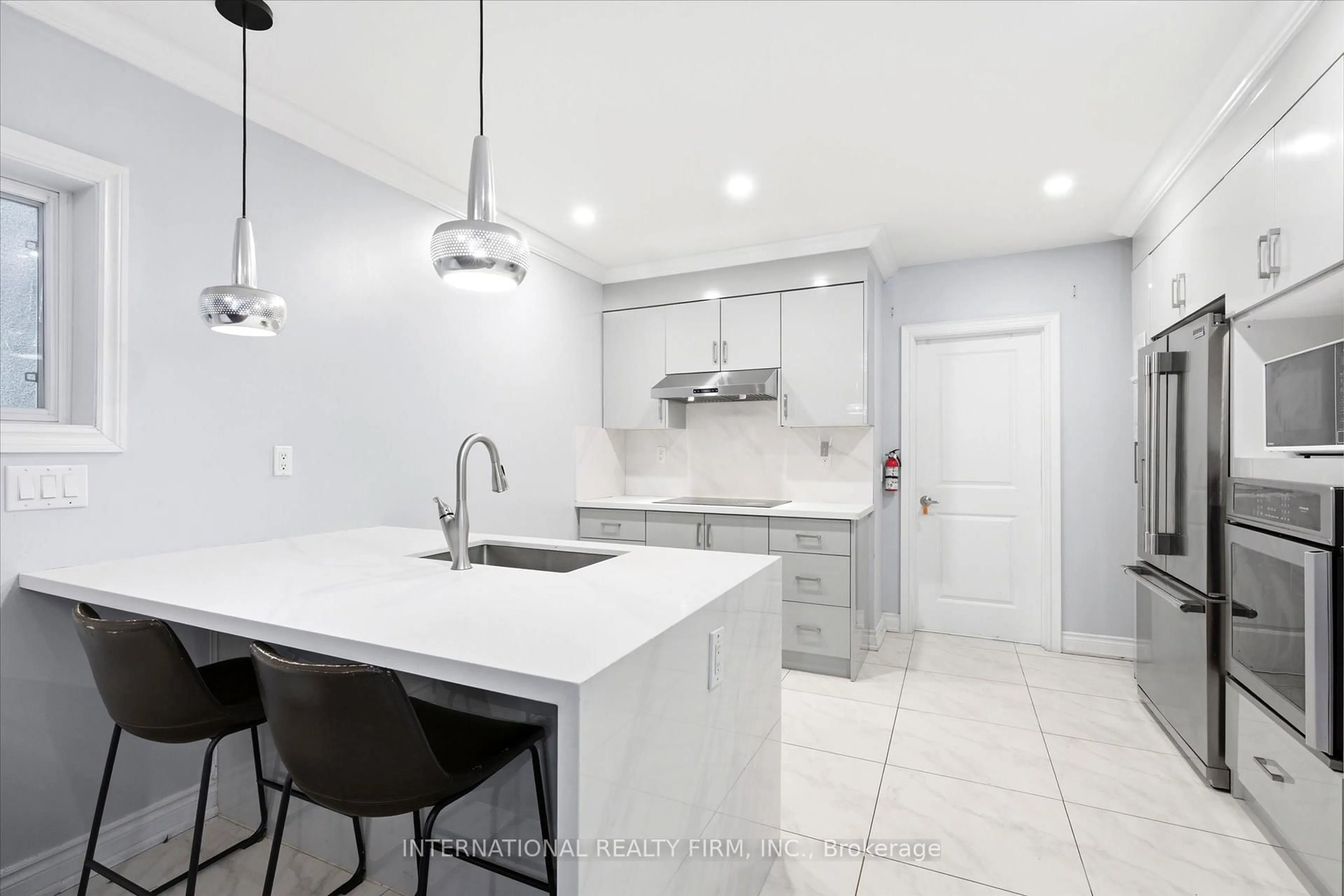 Open concept kitchen, ceramic/tile floor for 568 Delaware Ave, Toronto Ontario M6H 2V2