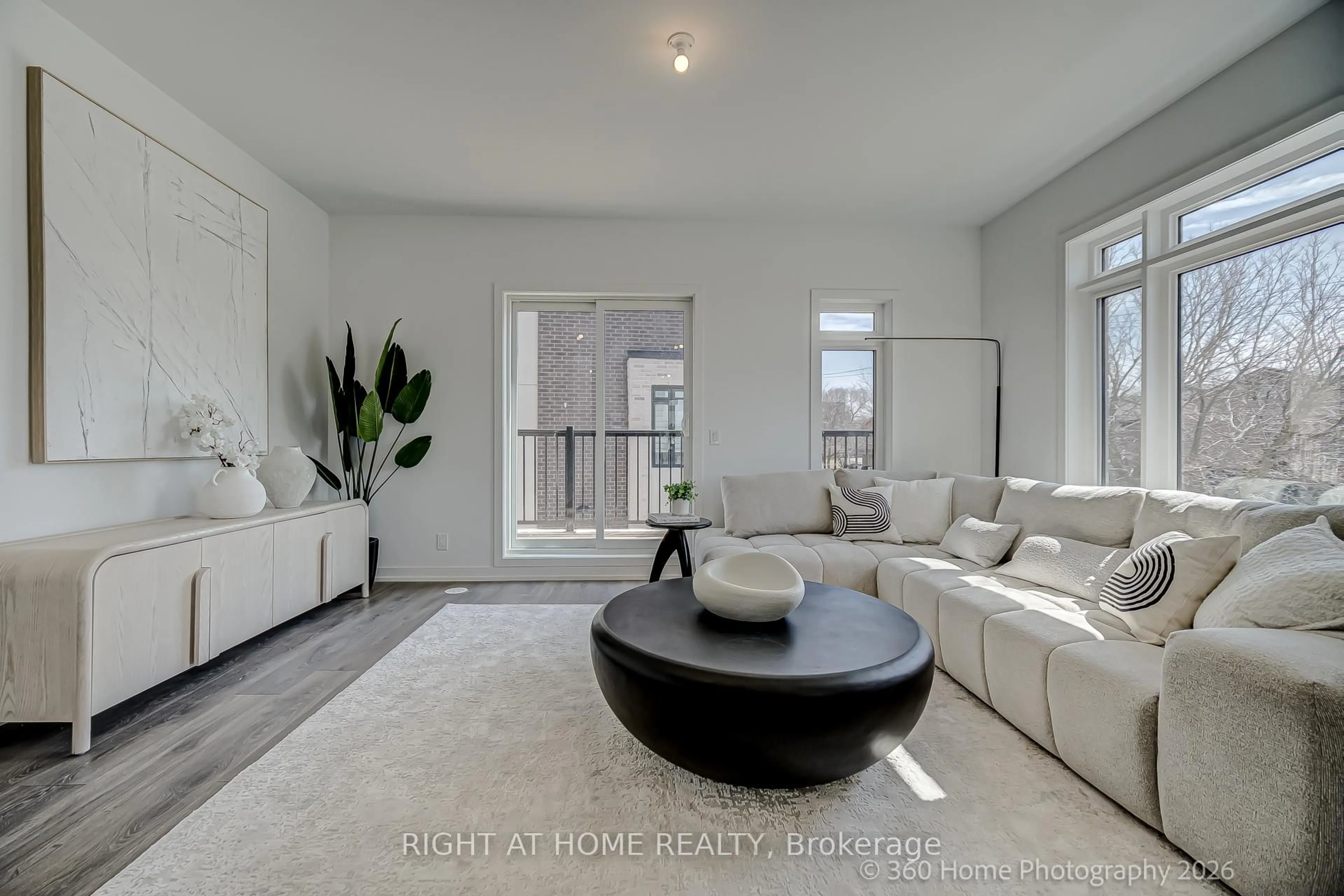 Living room with furniture, unknown for 1 Case Ootes Dr, Toronto Ontario M4A 0A9