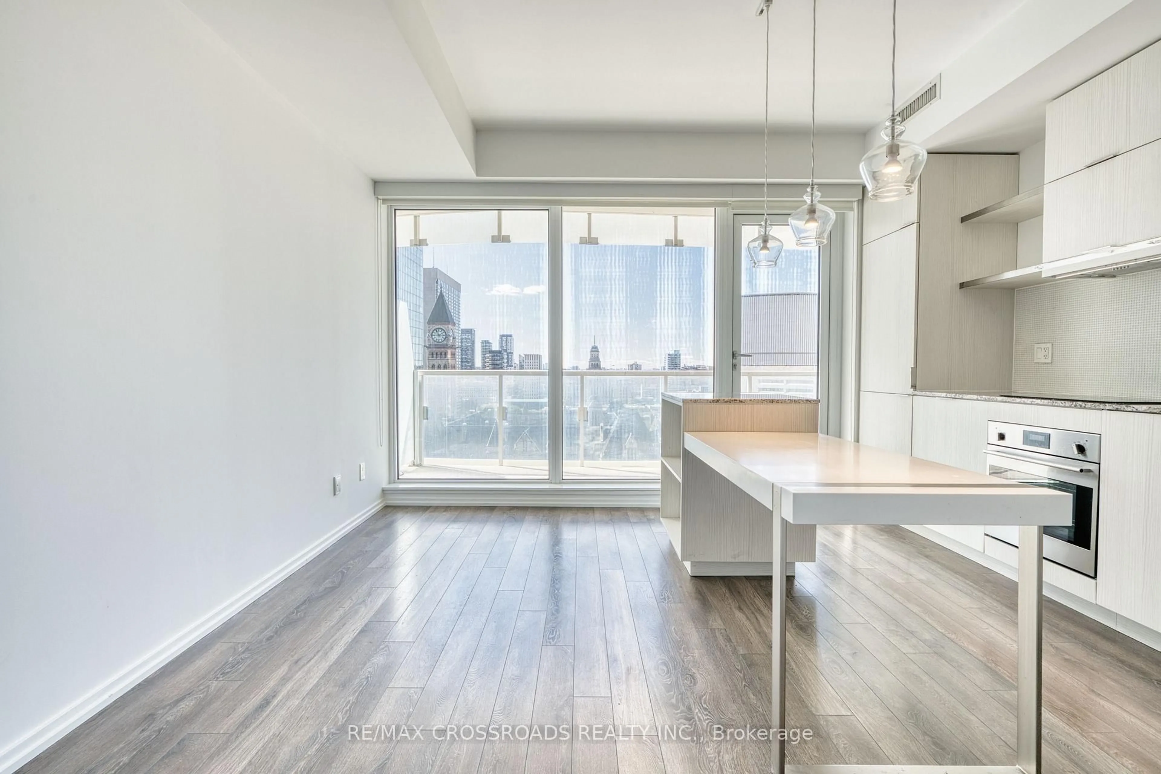 Open concept kitchen, unknown for 197 Yonge St #1510, Toronto Ontario M5B 0C1